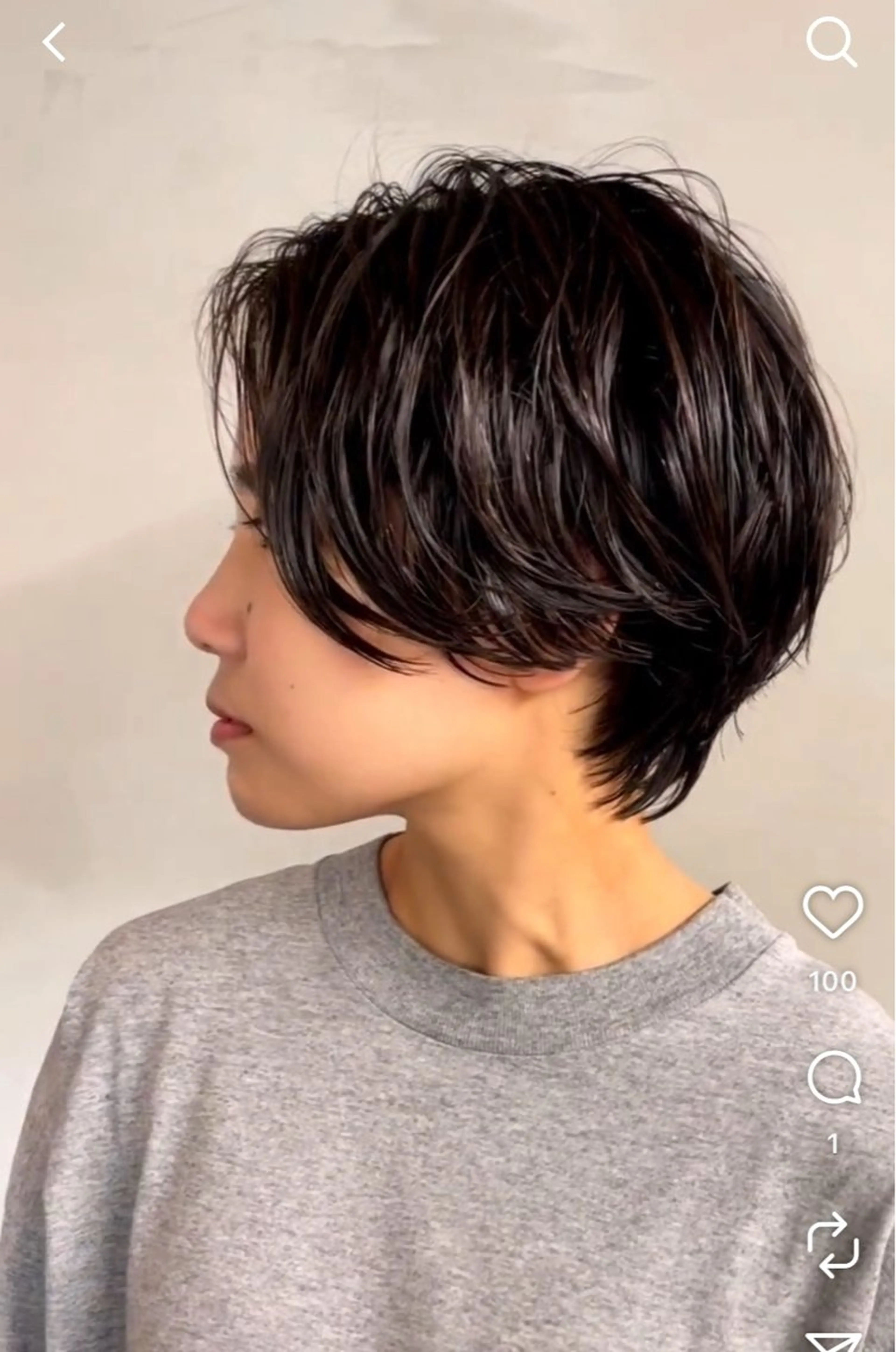 ショート パーマ 白岩 君予のヘアスタイル