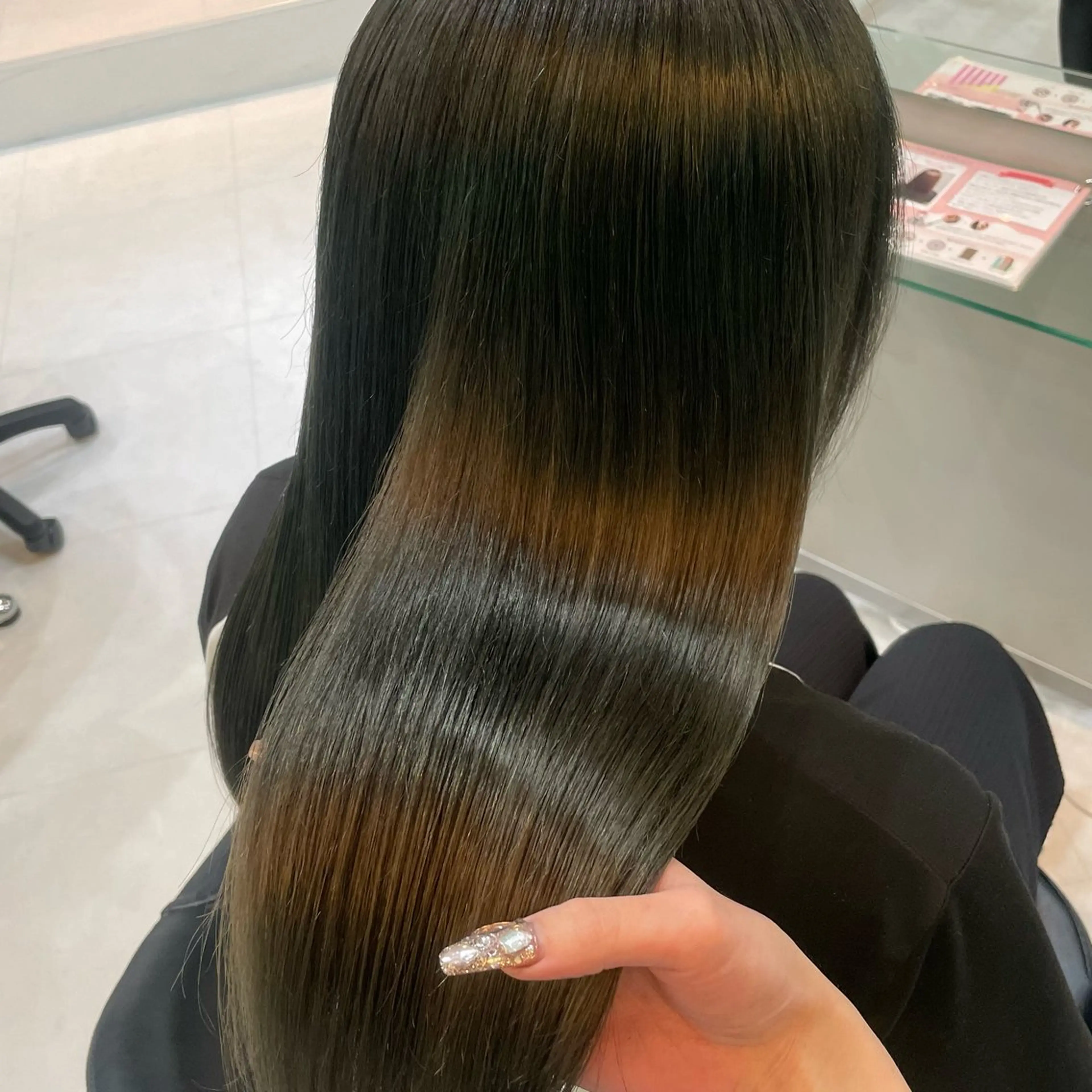 セミロング カラー グレージュ オリーブグレージュ オリーブグレー Natsuki‎🤍 透明感×艶カラー🫧のヘアスタイル