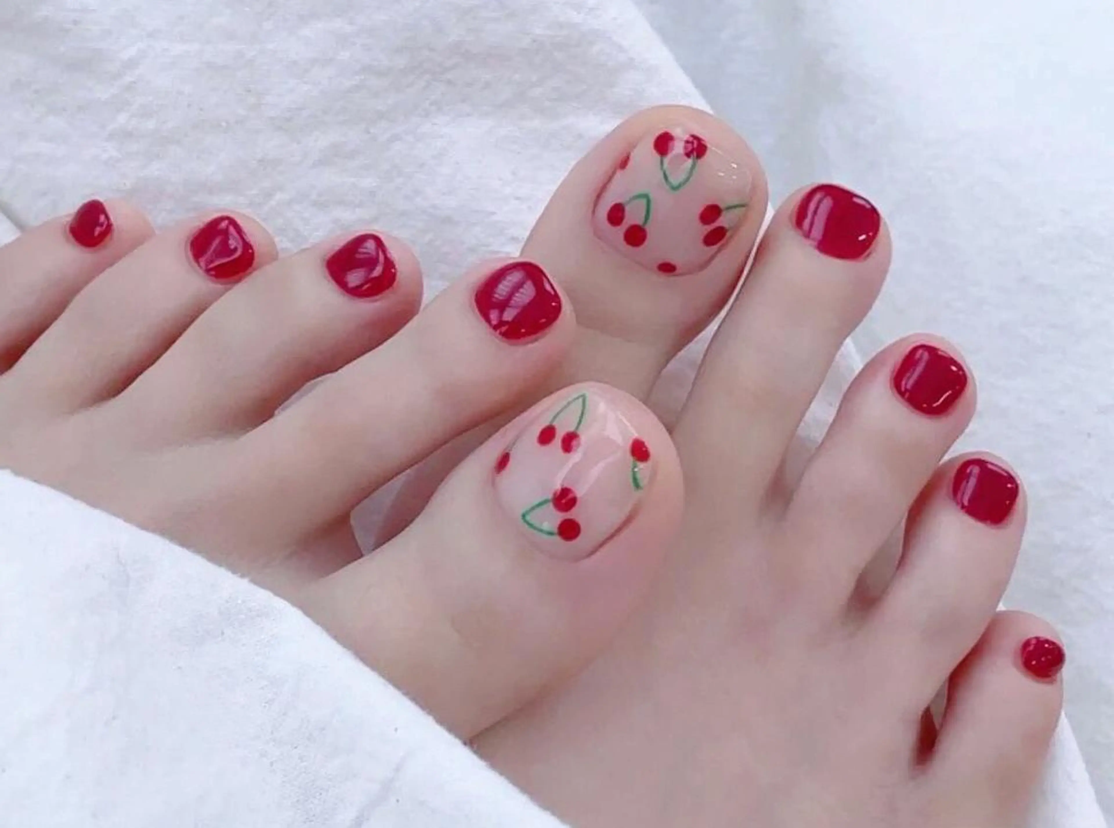 FOOT🦶60分持ち込みデザイン（オフ代別途）　アート2本+8本ワンカラの写真