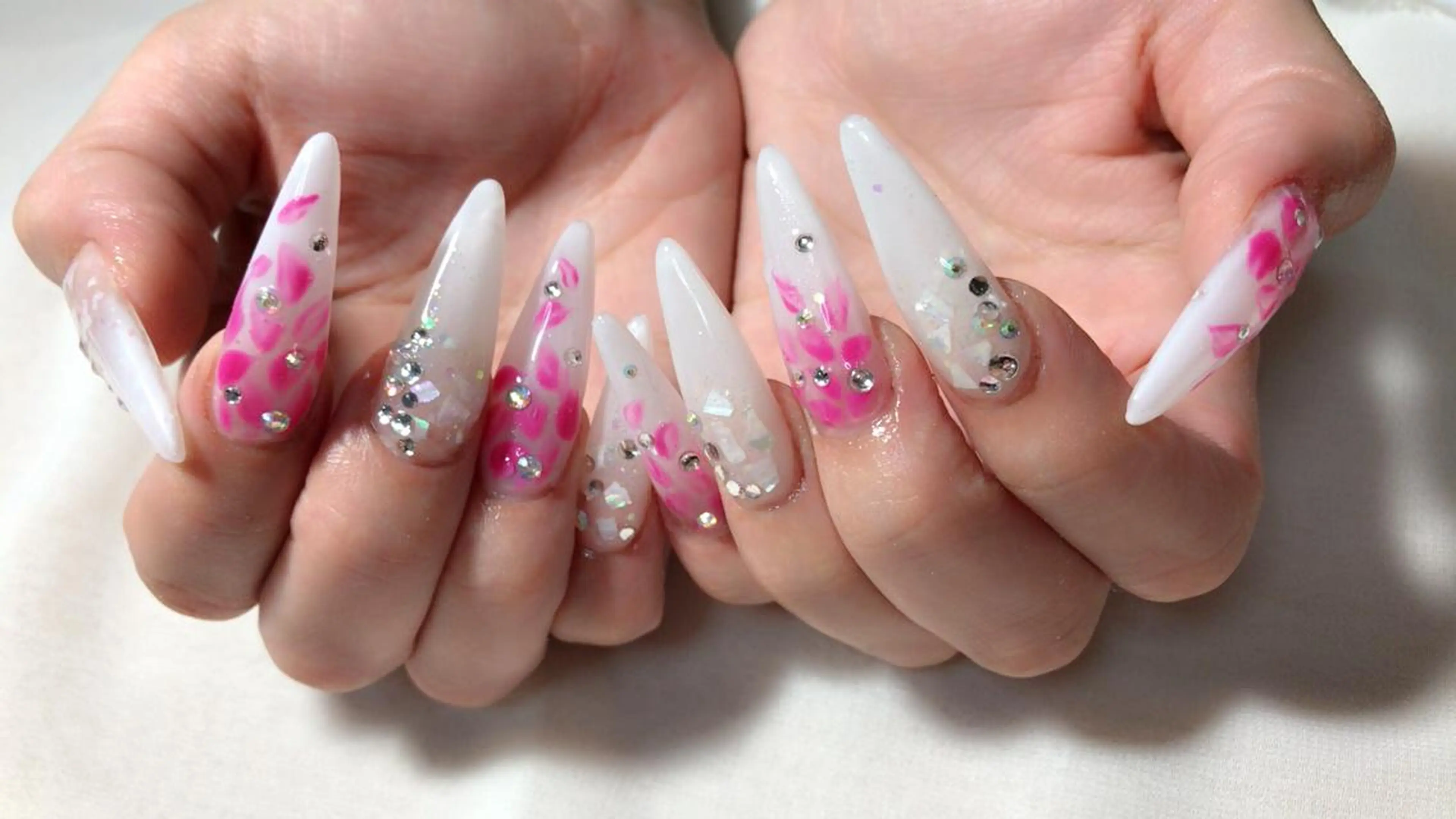 ネイル ハンドネイル Nail &Beauty Salon ☆Kirari☆所属・ビューティサロン ☆Kirari☆のネイルデザイン