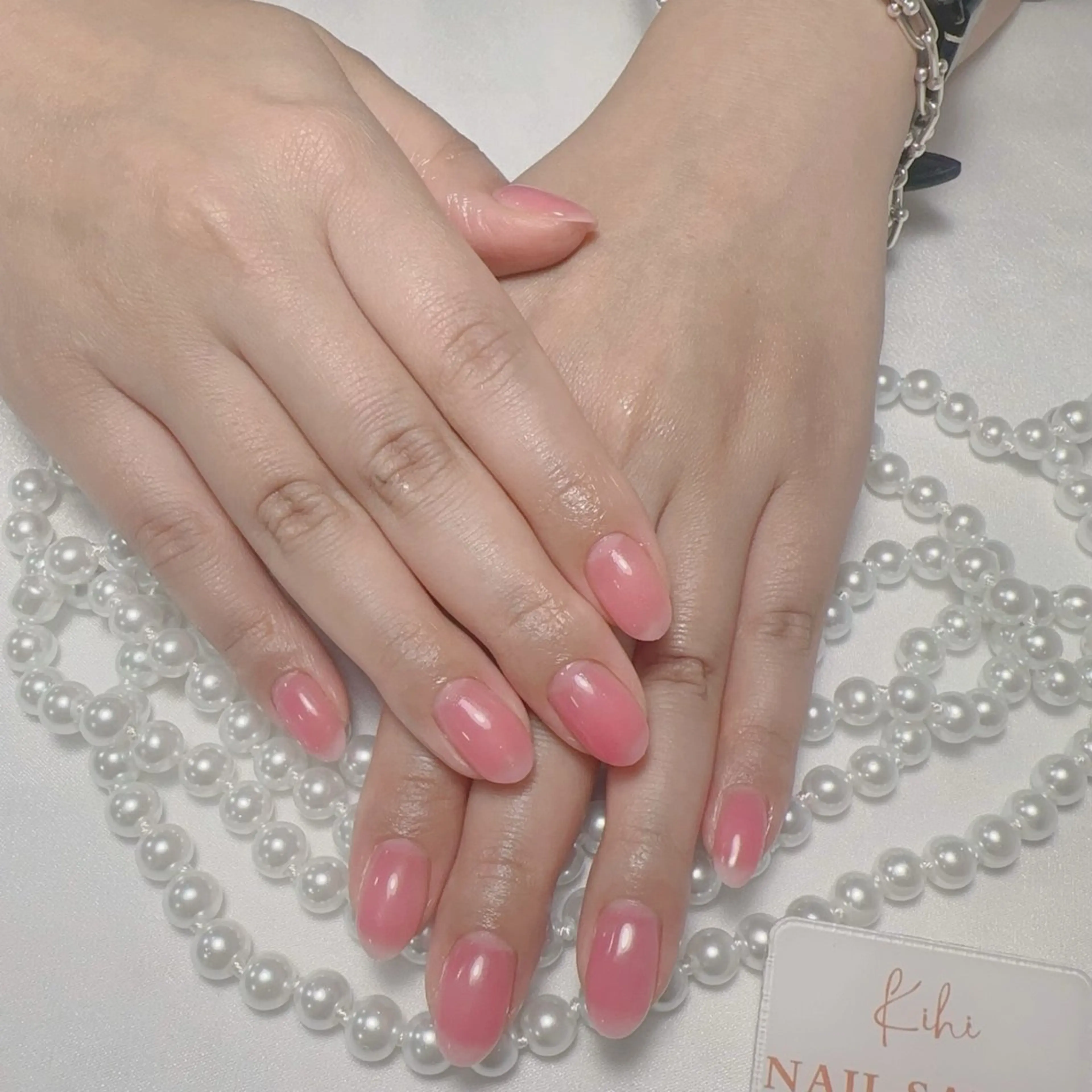 ネイル アートネイル フレンチネイル ジェルネイル グラデーション 韓国ネイル ハンドネイル ハンドケア さくら💮💮 【オフ無料】のネイルデザイン