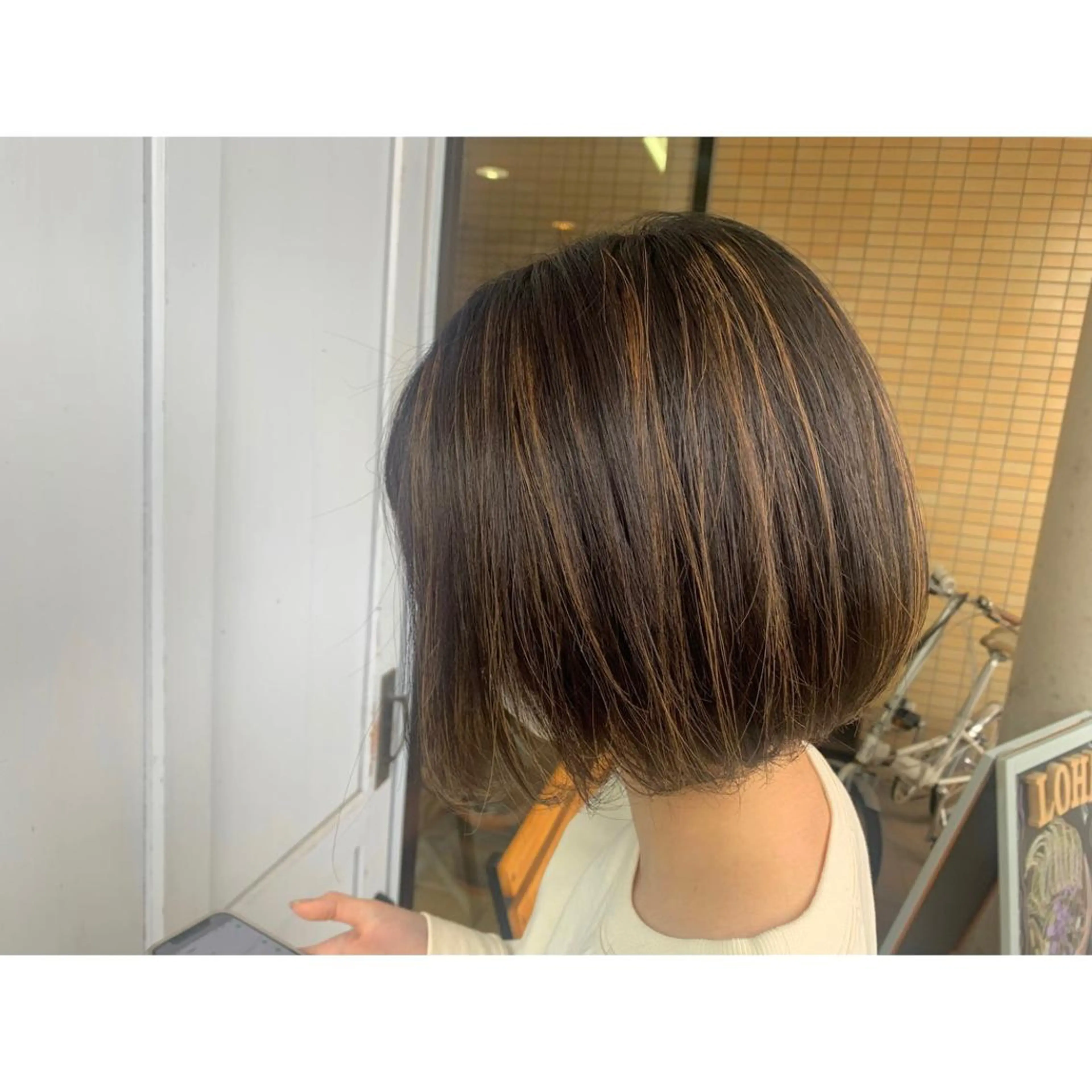 ショート カラー ハイライトカラー ハイライト ヘアカラー トリートメント ツキダテ ユイのヘアスタイル