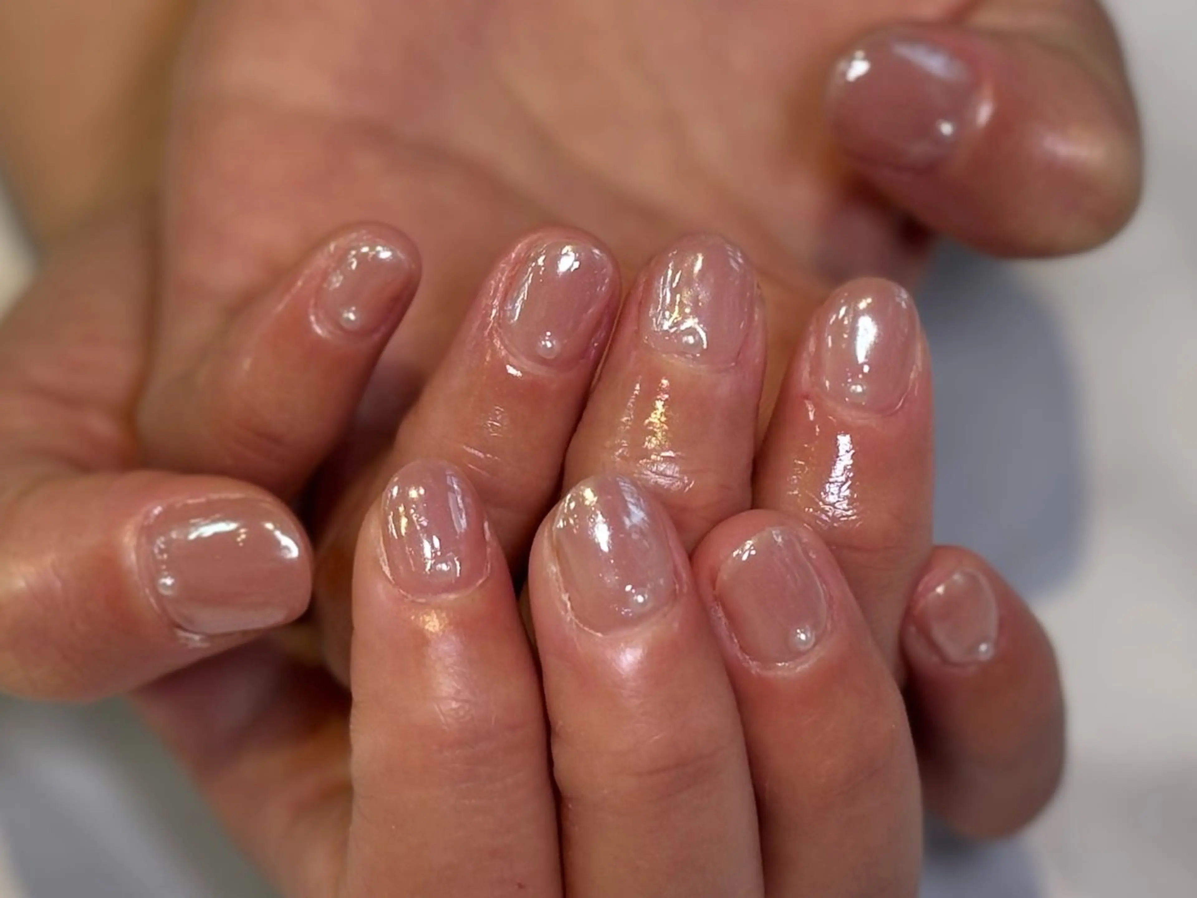 ネイル オーロラネイル 秋山 香穂のネイルデザイン