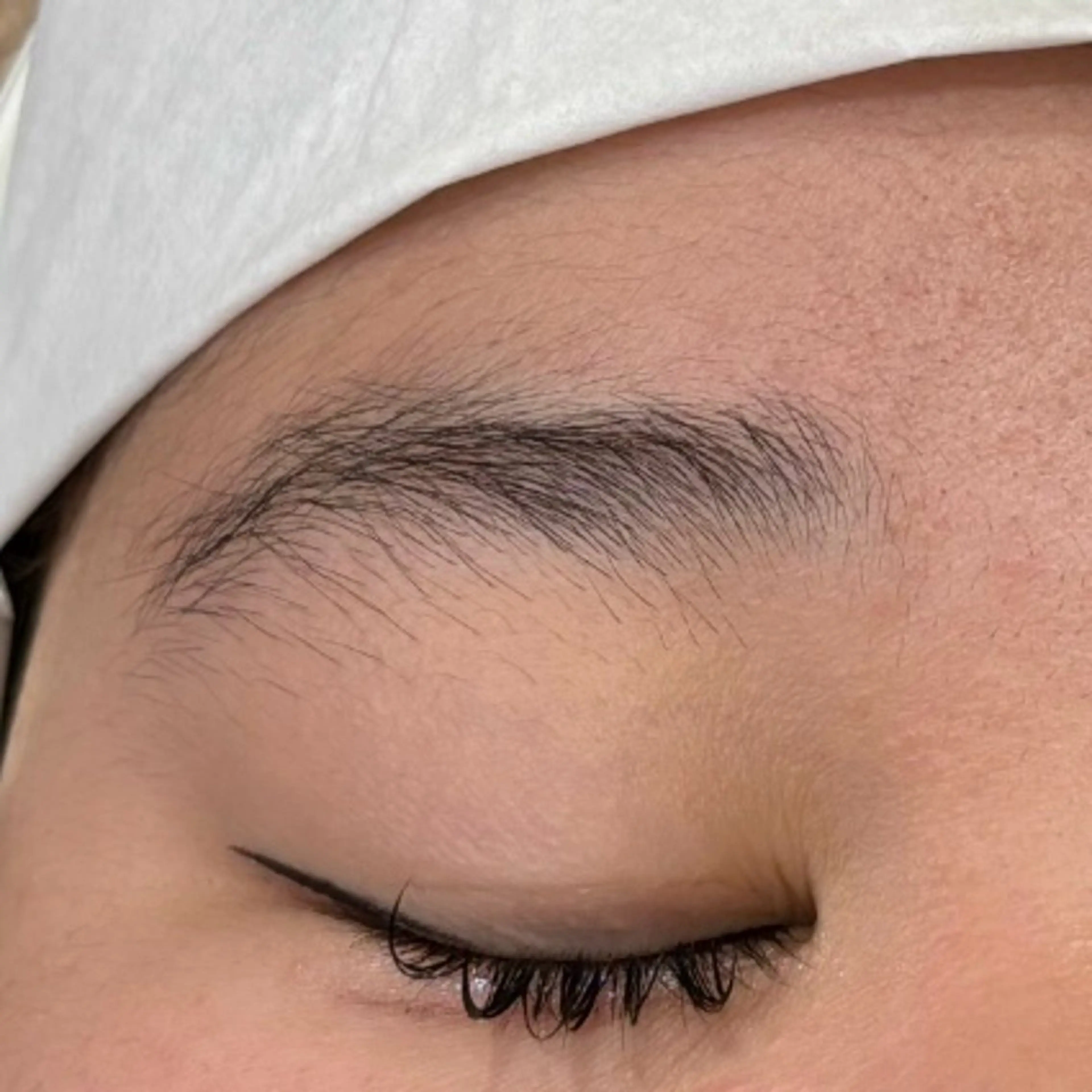 アイブロウ fors梅田店所属・33SASA いつきの眉毛・アイブロウイメージ