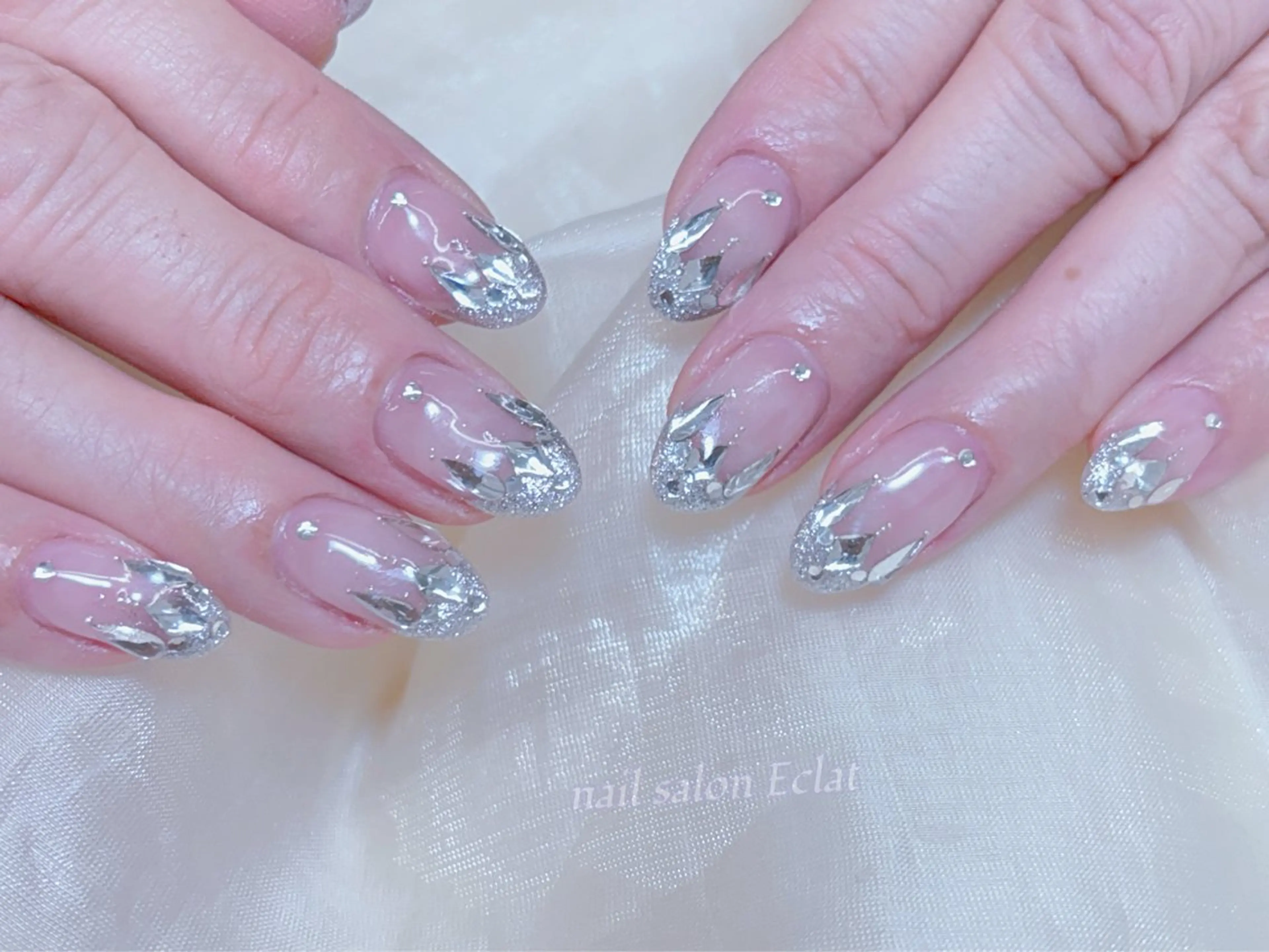 ネイル ハンドネイル ハンドケア ネイルサロンエクラ 🫧Shizukaのネイルデザイン