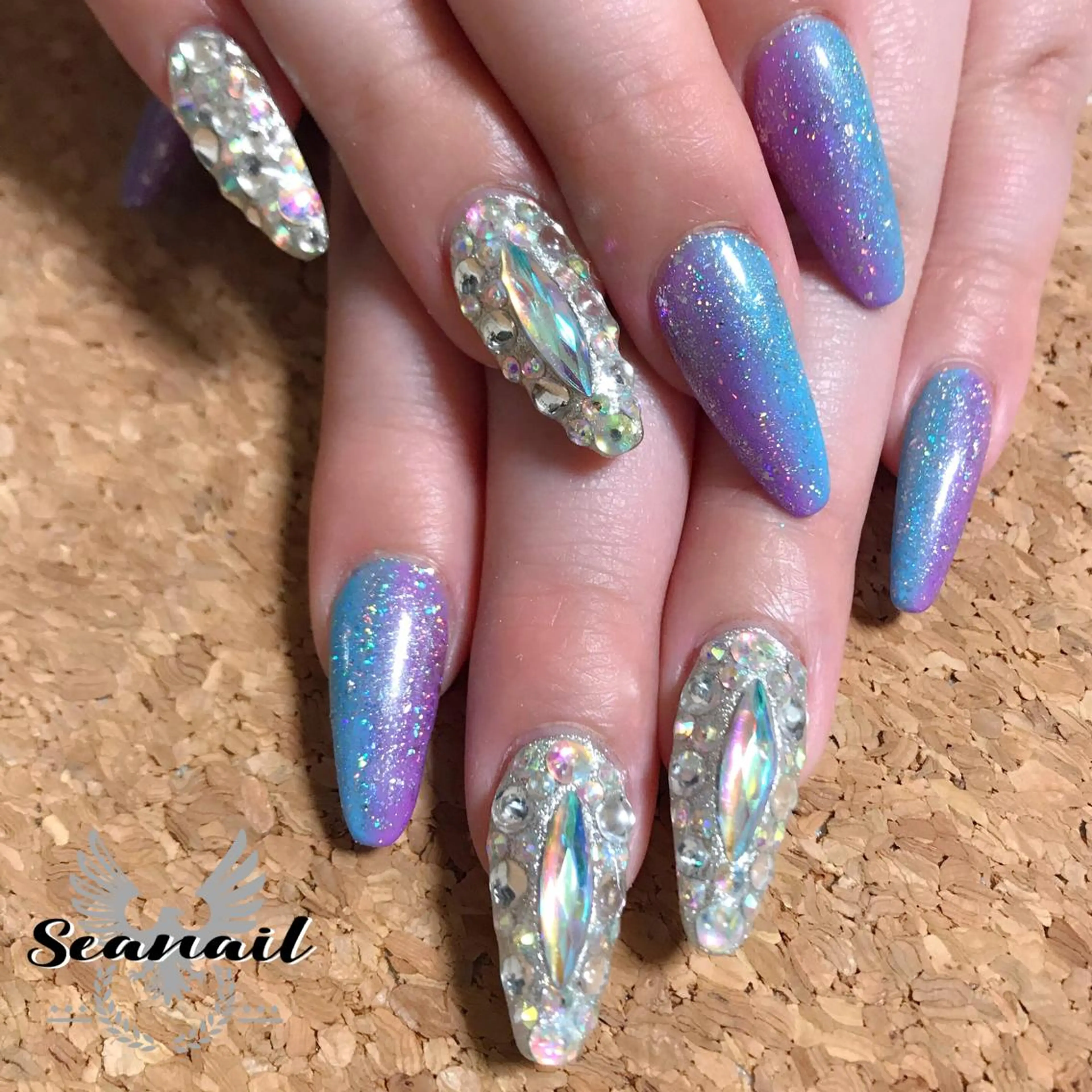 ネイル 小尾 栞のネイルデザイン