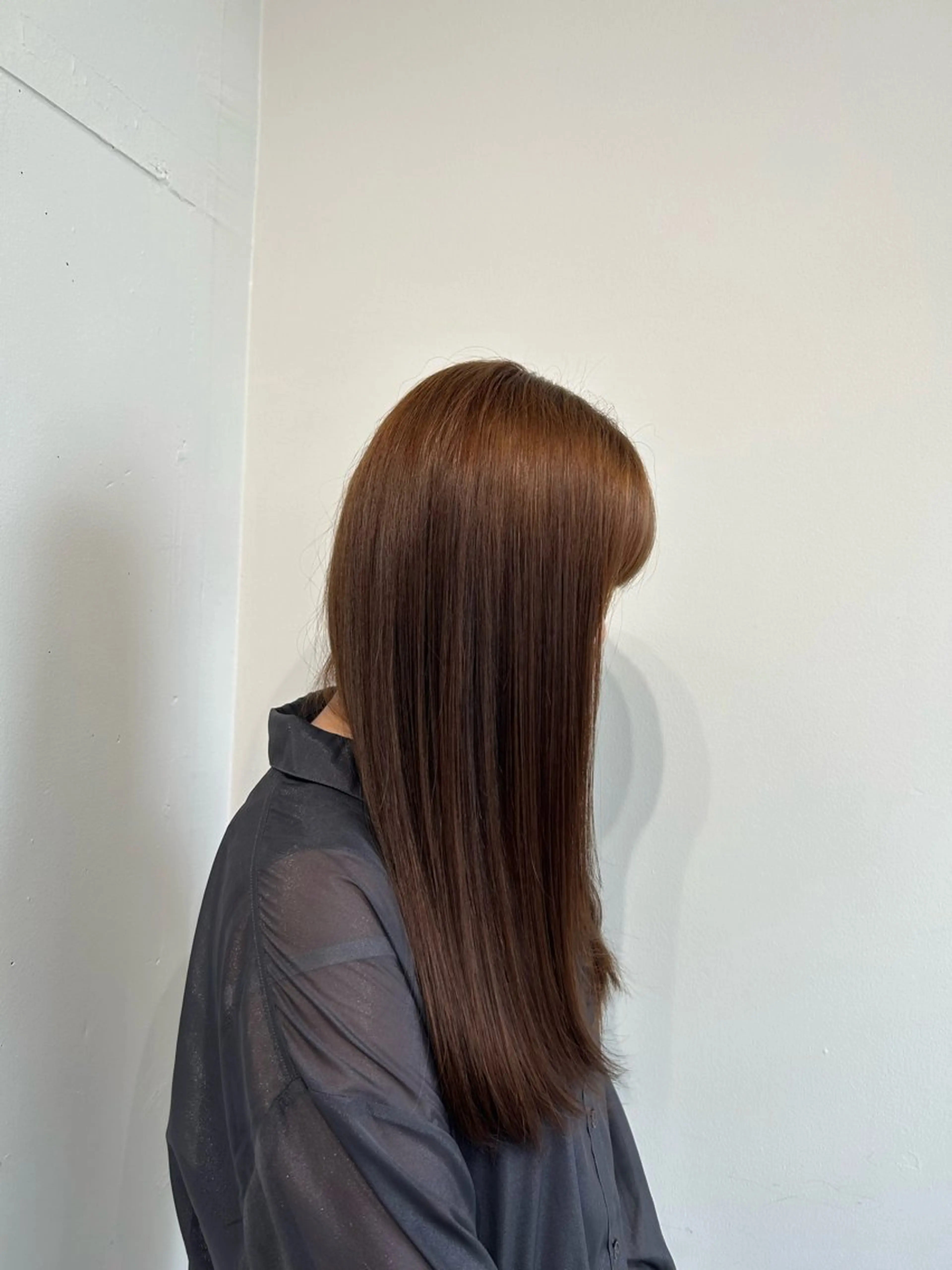 ロング カラー ヘアカラー ベージュ/ダブルカラ ー/新潟駅/青柳萌果のヘアスタイル