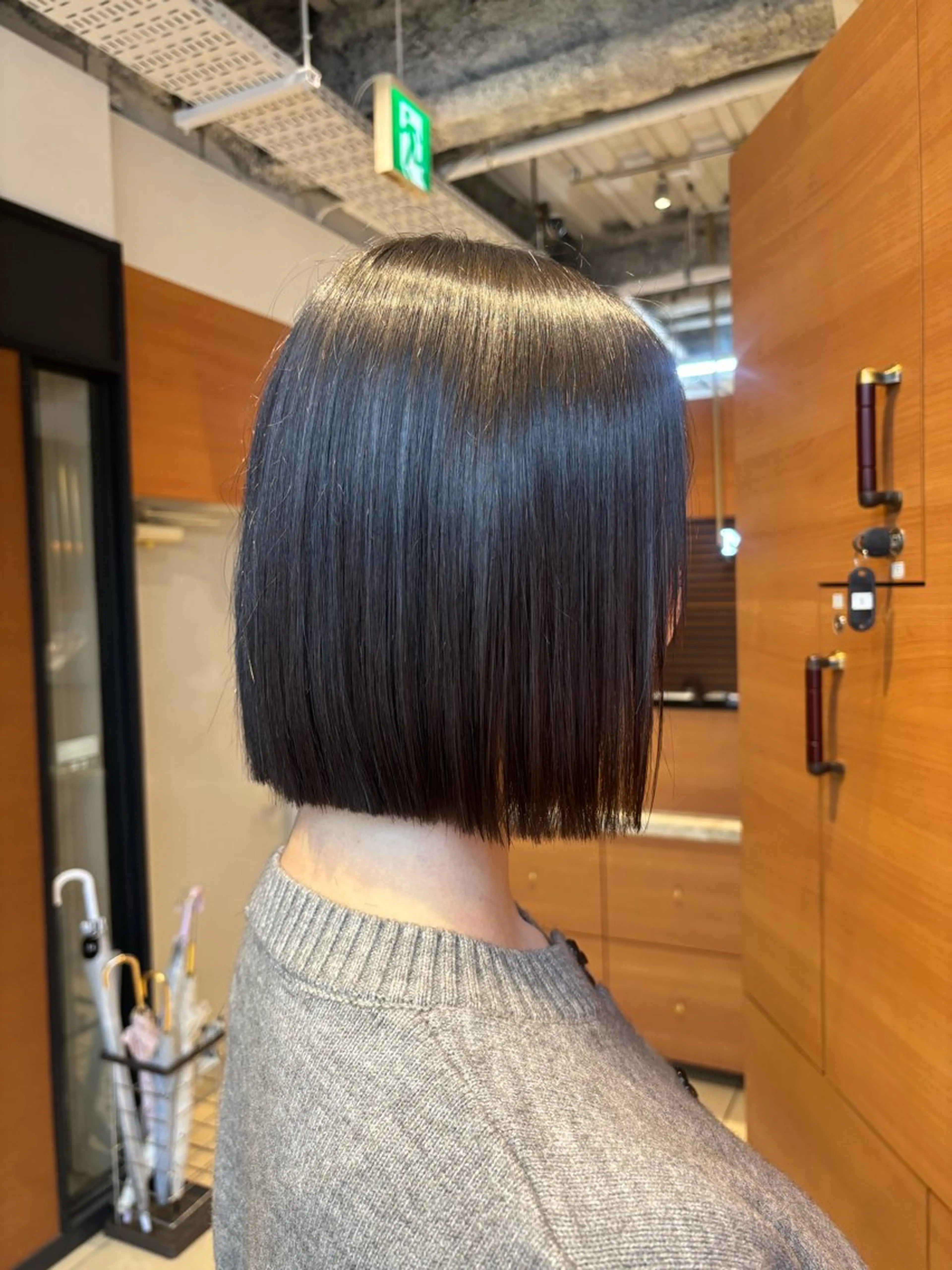 ショート ボブ 縮毛矯正 カット 縮毛矯正 🫧いお/透明感艶 カラー/縮毛矯正🫧のヘアスタイル