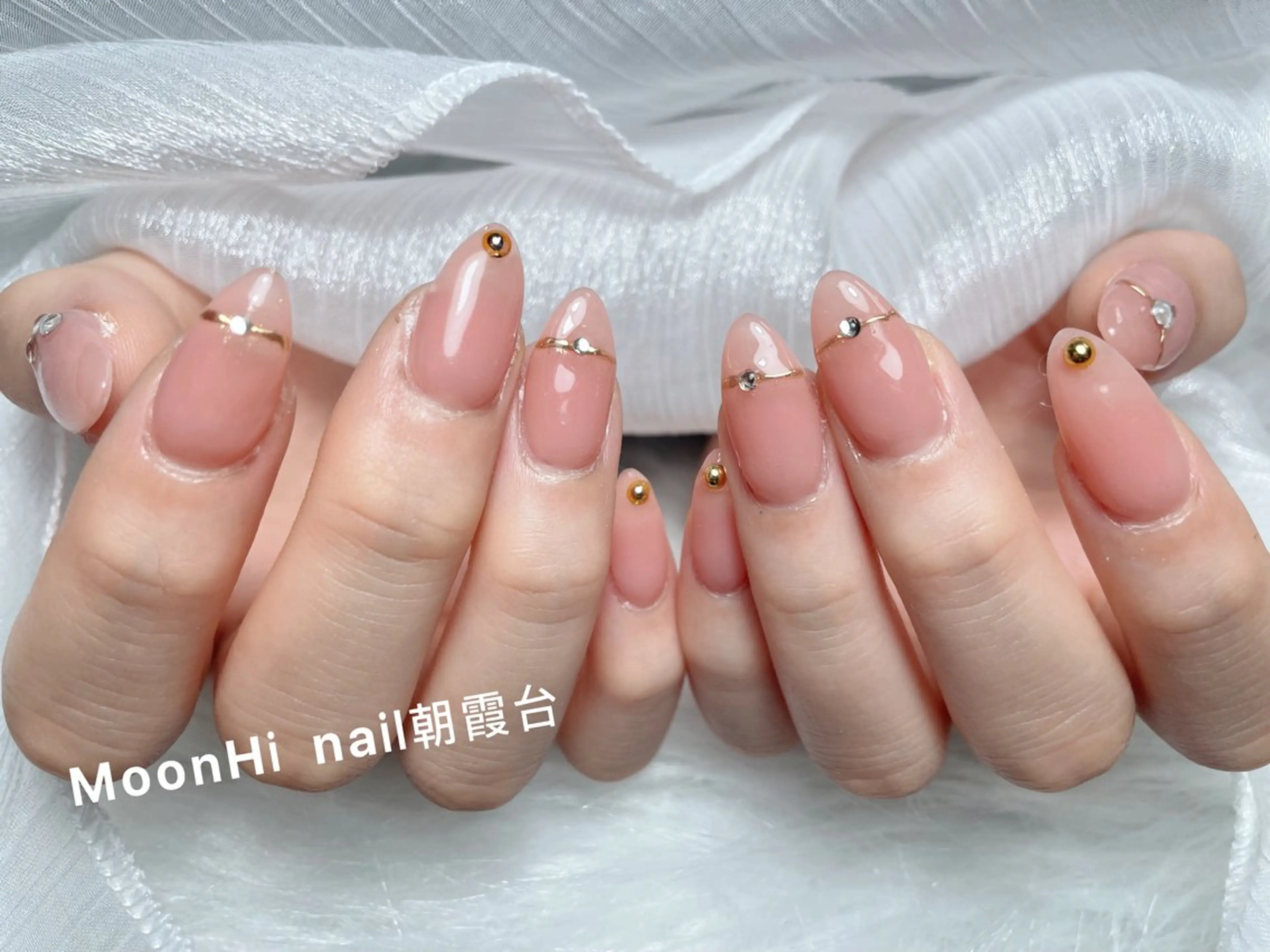 ネイル MoonHi Nail Salon所属・MoonHi Nail 朝霞台のネイルデザイン