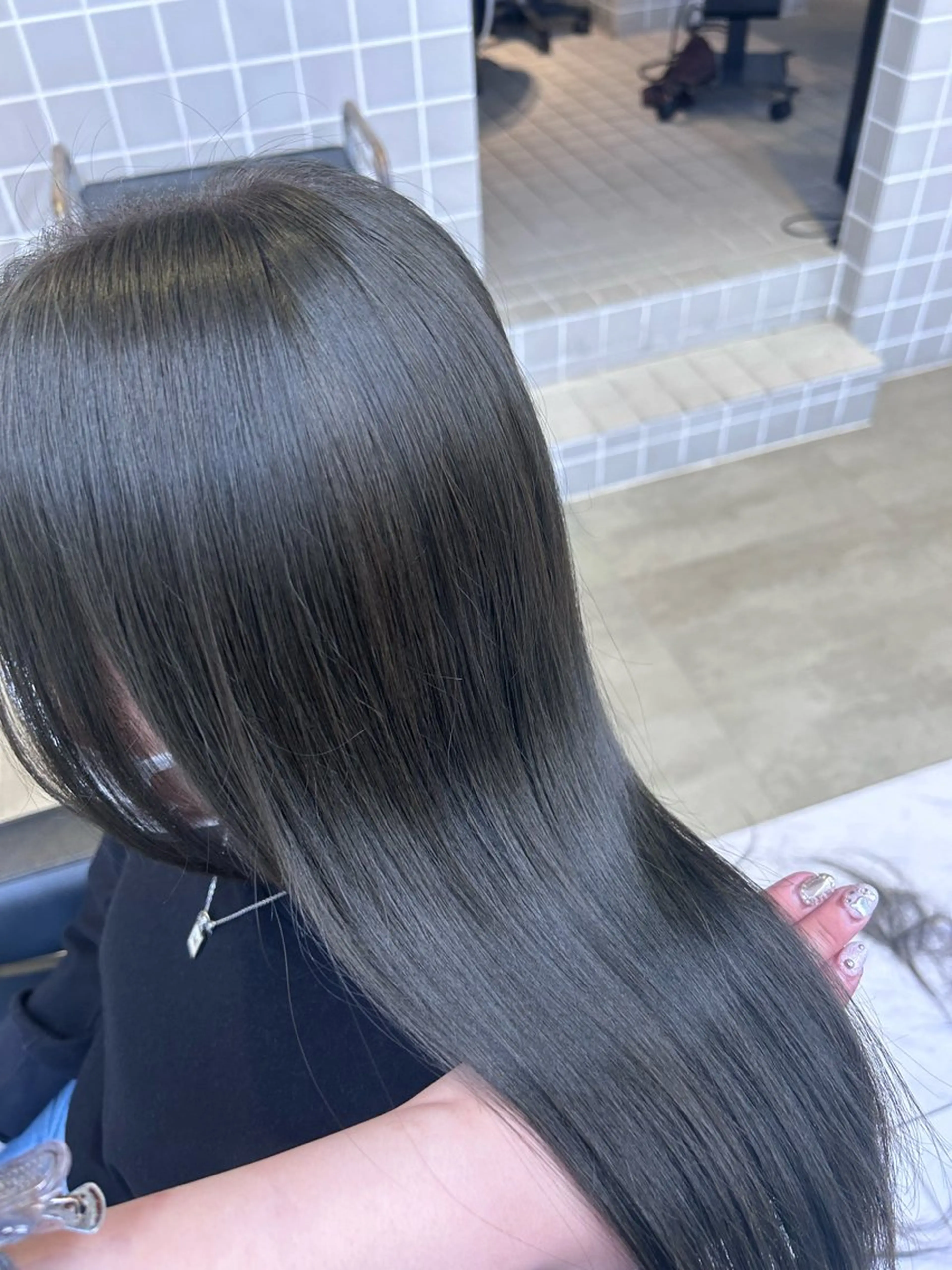 ロング カラー パーマ ヘアアレンジ メンズ ヘアカラー トリートメント ヘアセット ブリーチなしカラー/ ブラウン/レイヤーのヘアスタイル