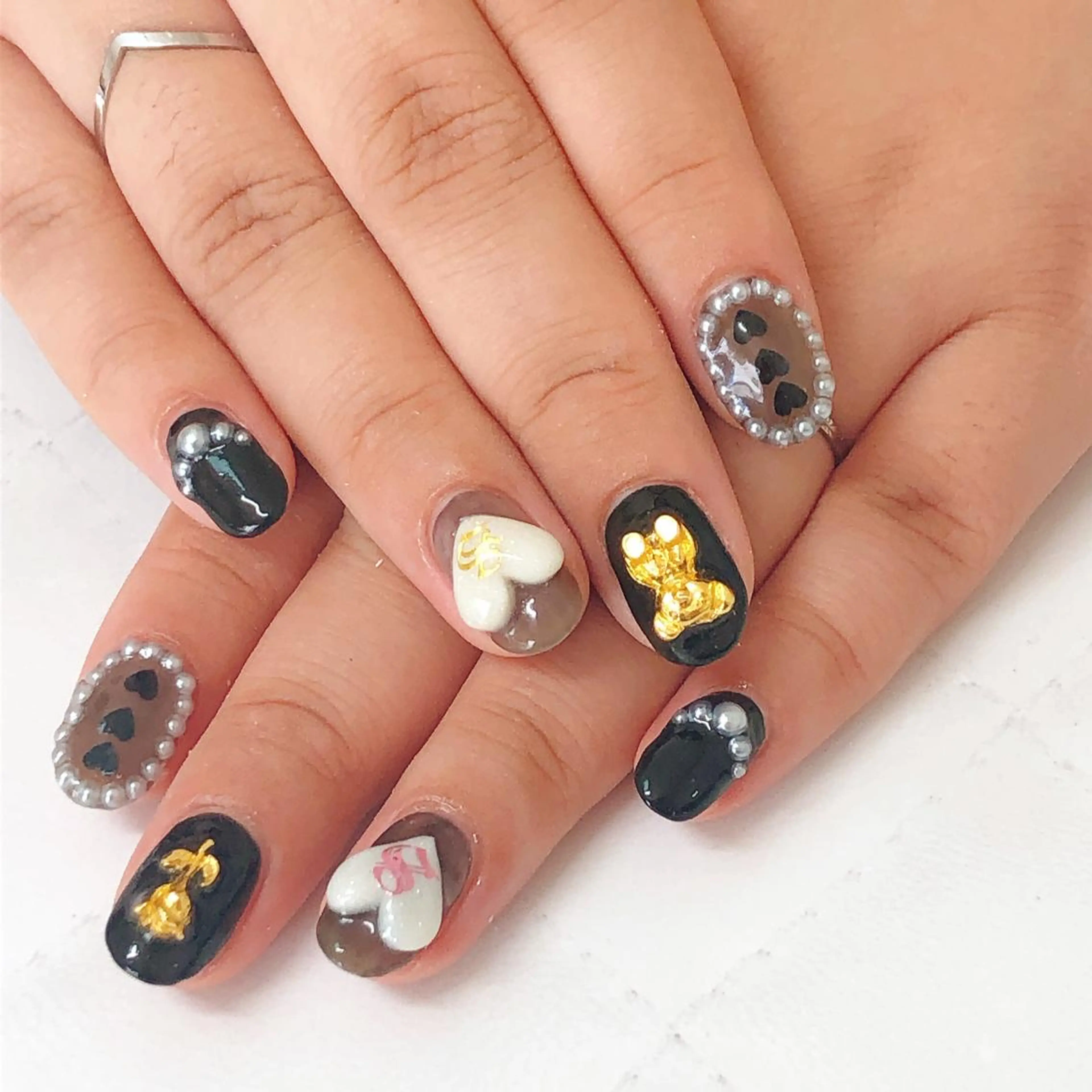 ネイル ハンドネイル nail roomのネイルデザイン