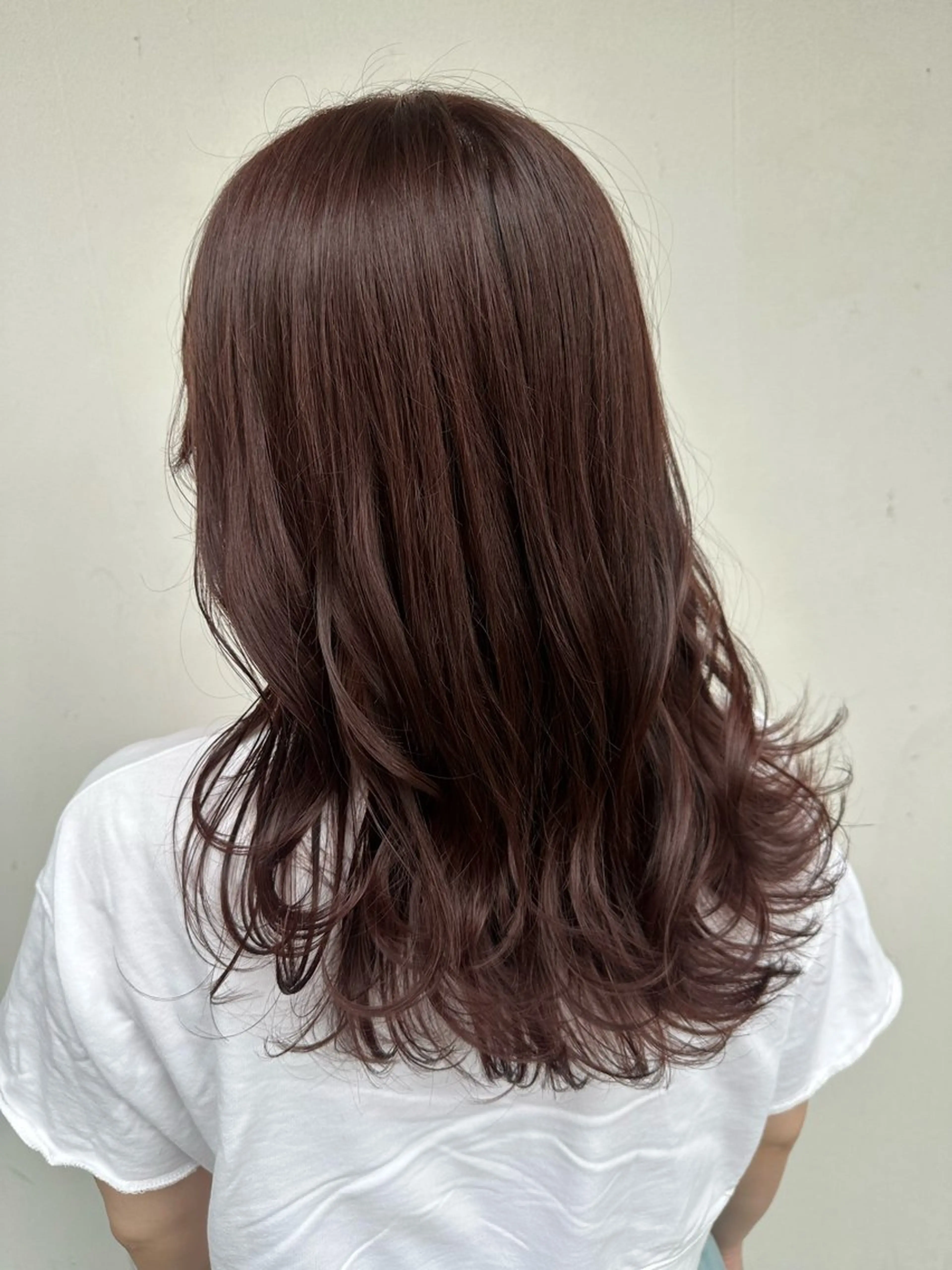 セミロング ヘアアレンジ カット ヘアカラー トリートメント 女性に人気♪ はやしほのかのヘアスタイル