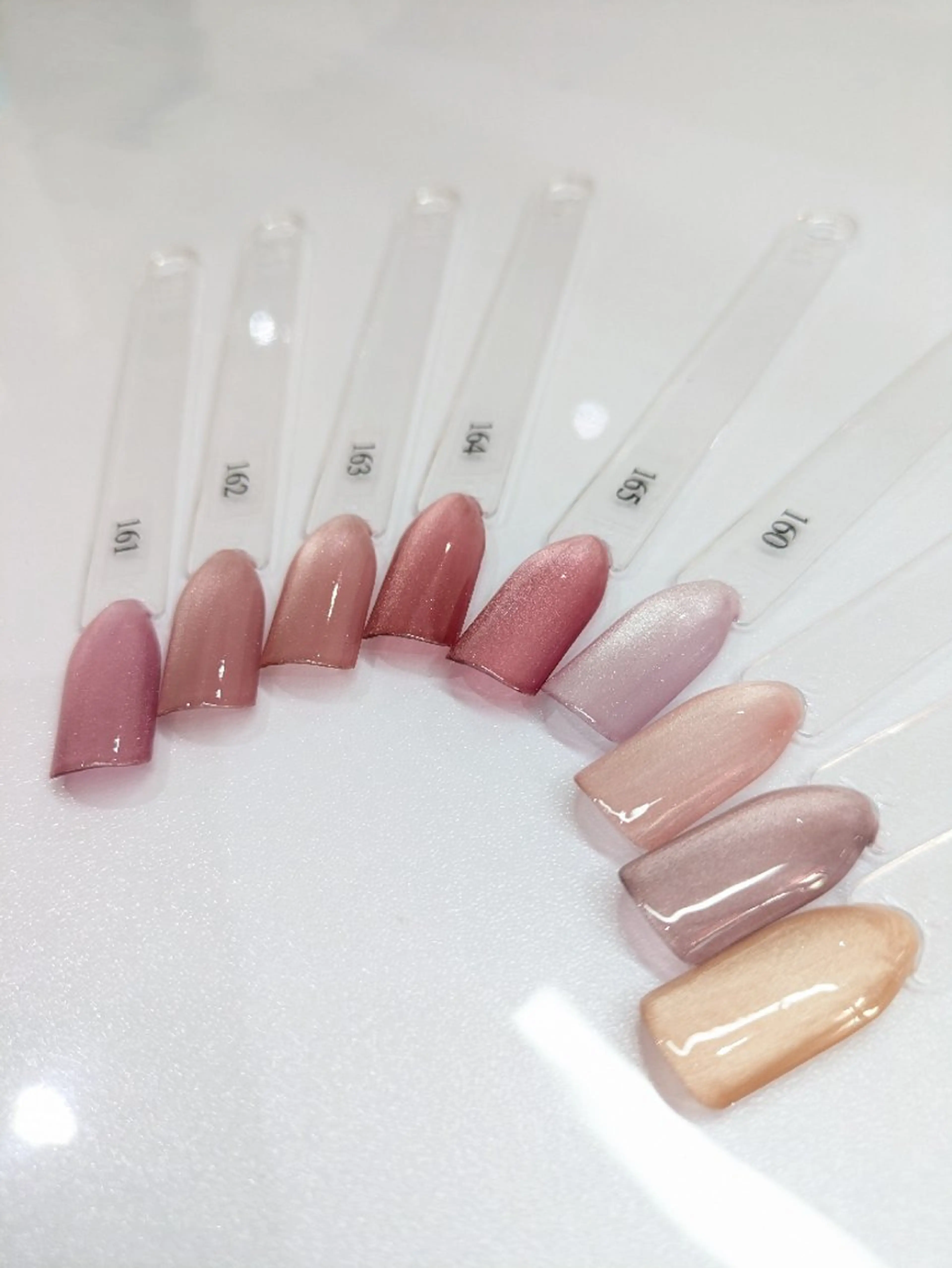 ネイル マグネットネイル ハンドネイル nailsalon🌙WOL所属・WOL🌙 momokoのネイルデザイン