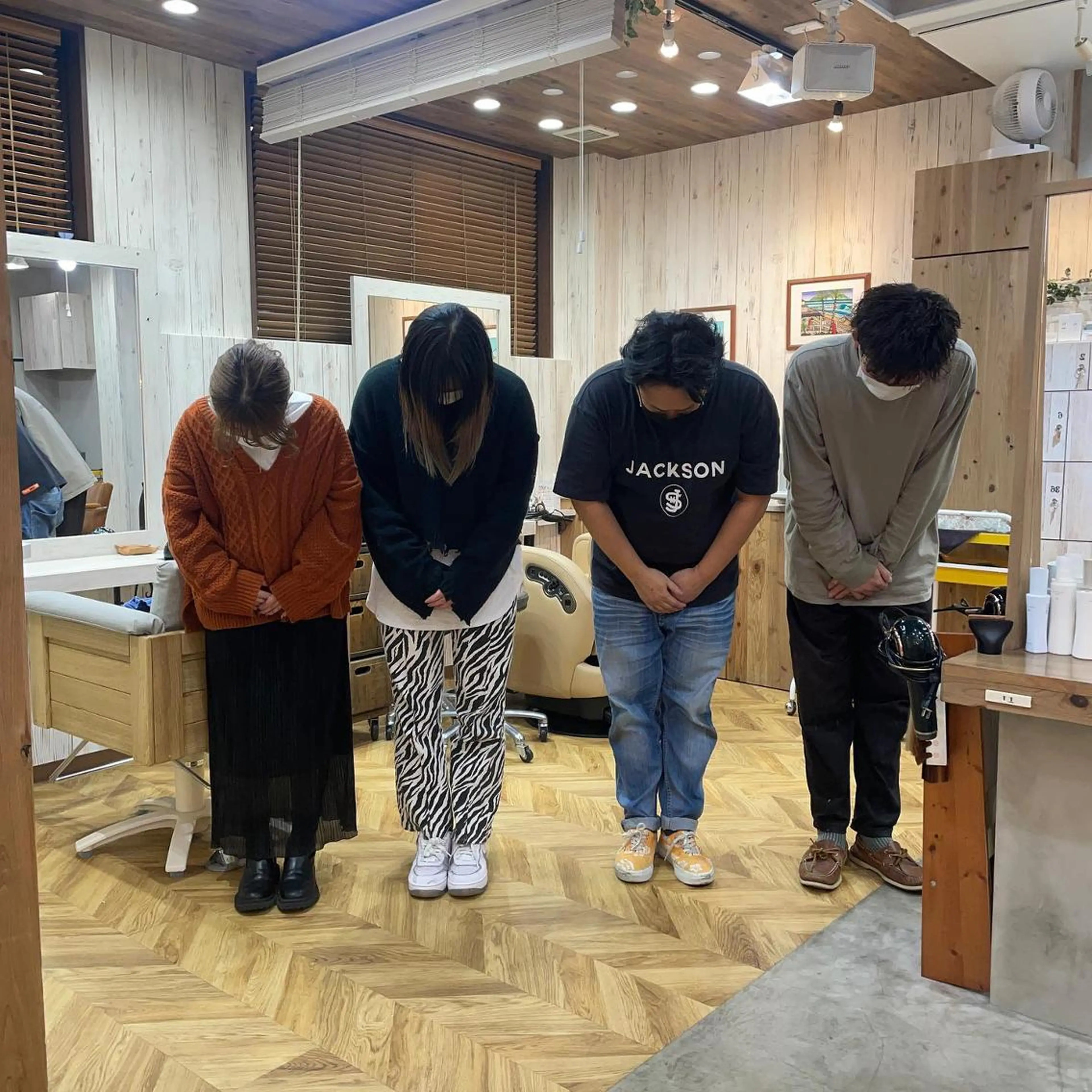 カラー パーマ ヘアアレンジ メンズ キッズ ネイル マツエク・マツパ Saffyハリウッド トリートメント◎のヘアスタイル