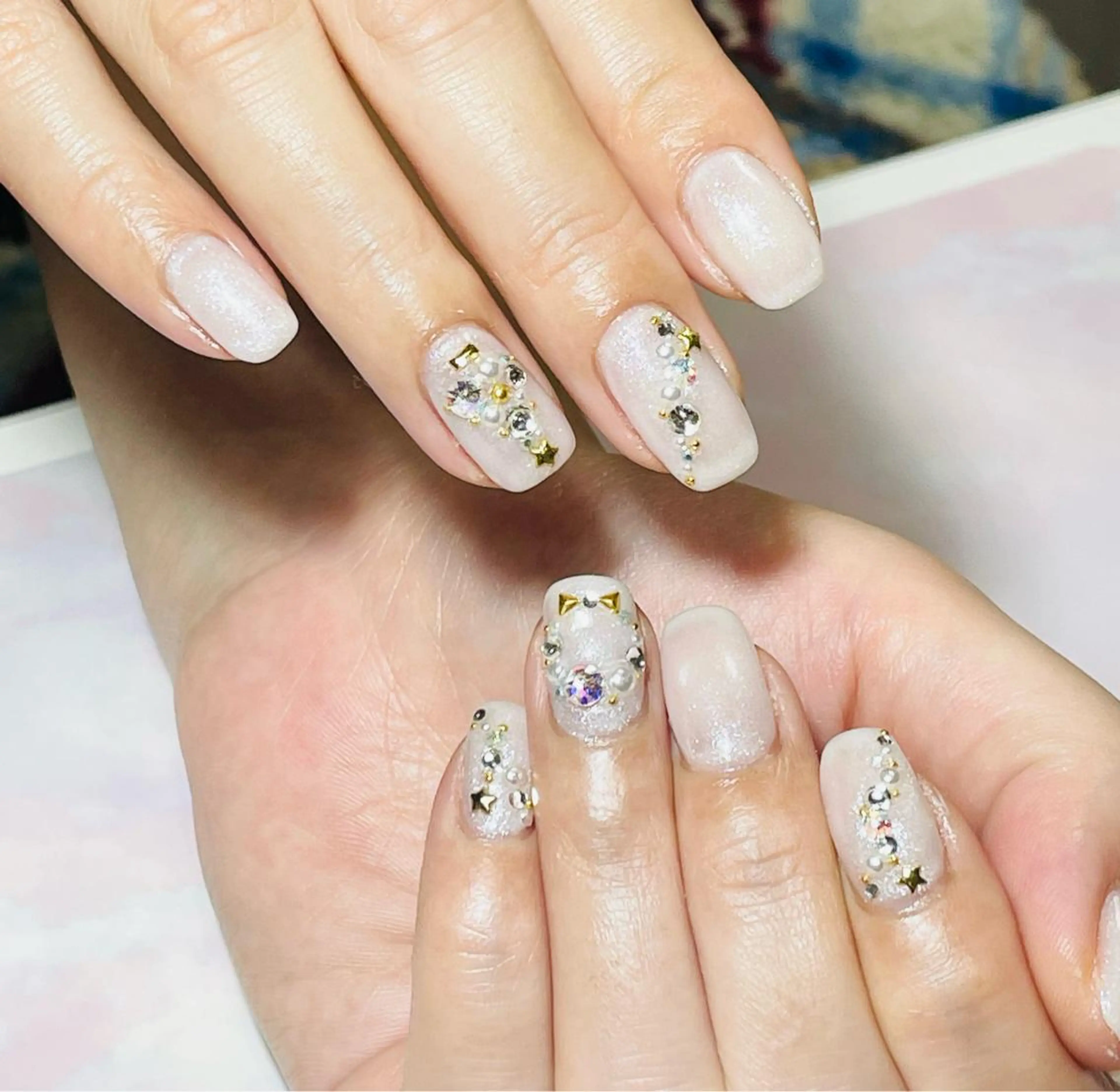 ネイル ホワイト 冬ネイル クリスマス レワード所属・reward＊安藤 ゆかりのネイルデザイン