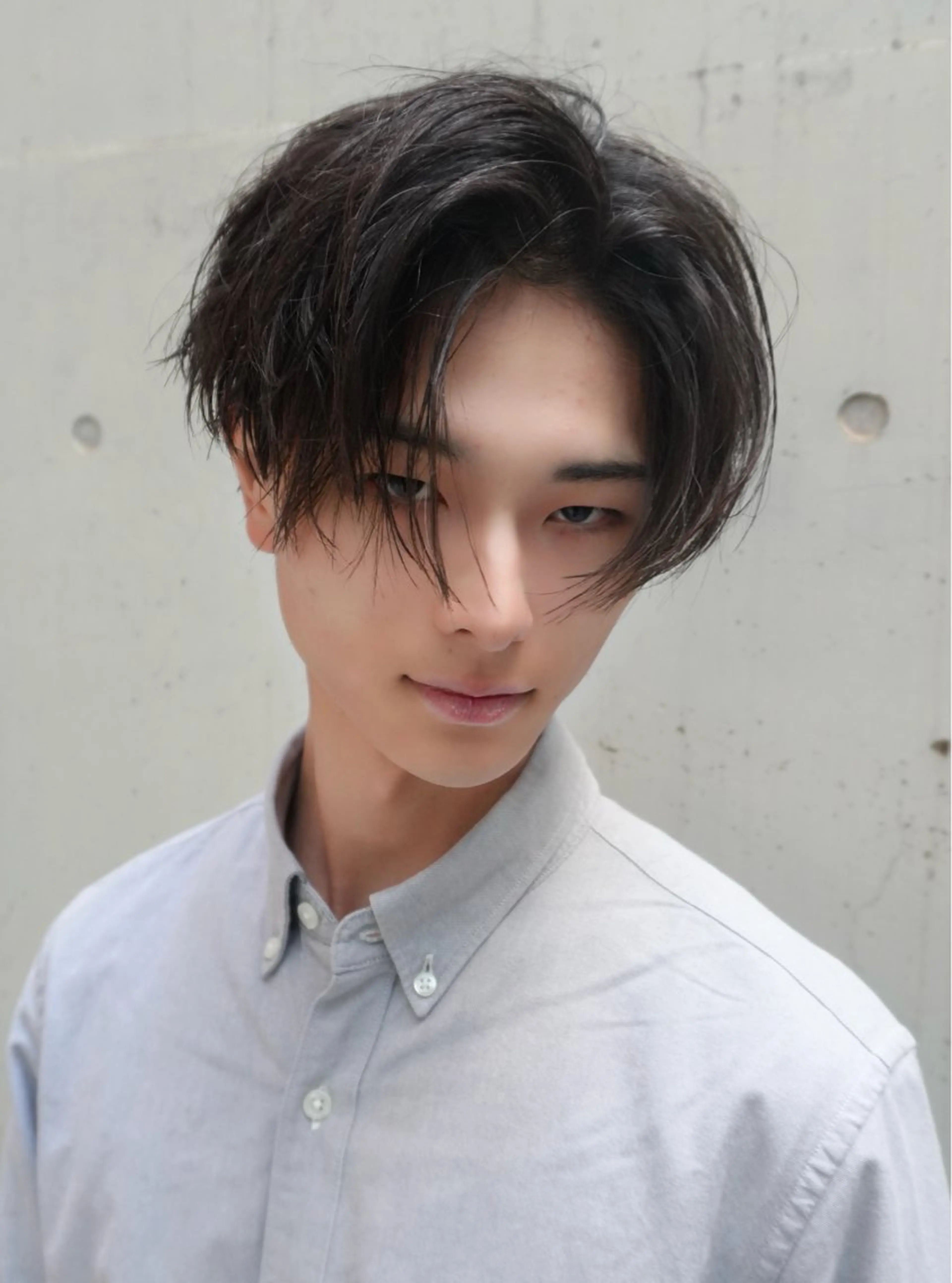 ショート メンズ フェザーパーマ メンズパーマ くせ毛 縮毛矯正 PIA hair design所属・湖城 恵吾のヘアスタイル