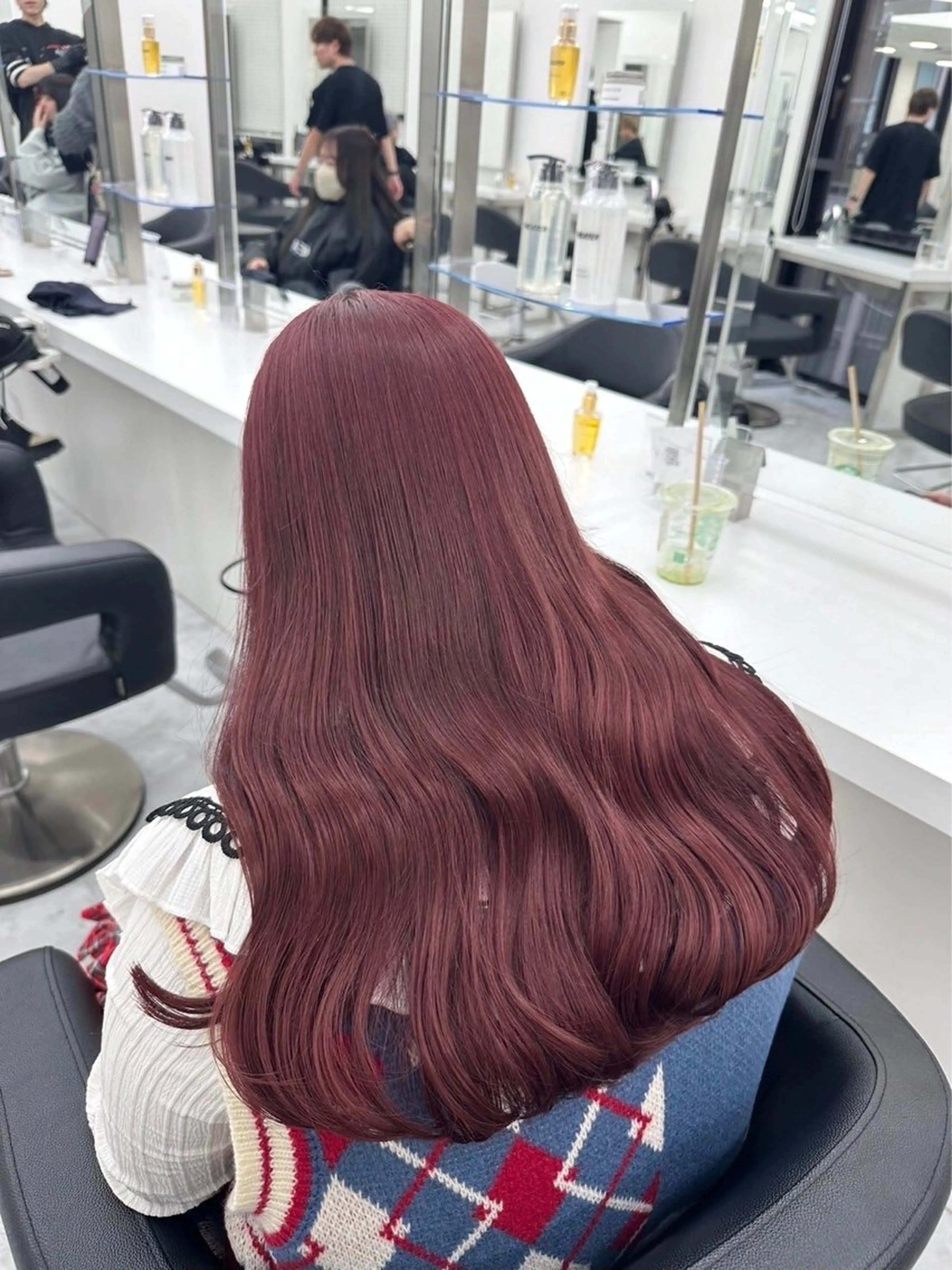 ロング カラー ヘアカラー ダメージレスハイ トーン💖kanonのヘアスタイル