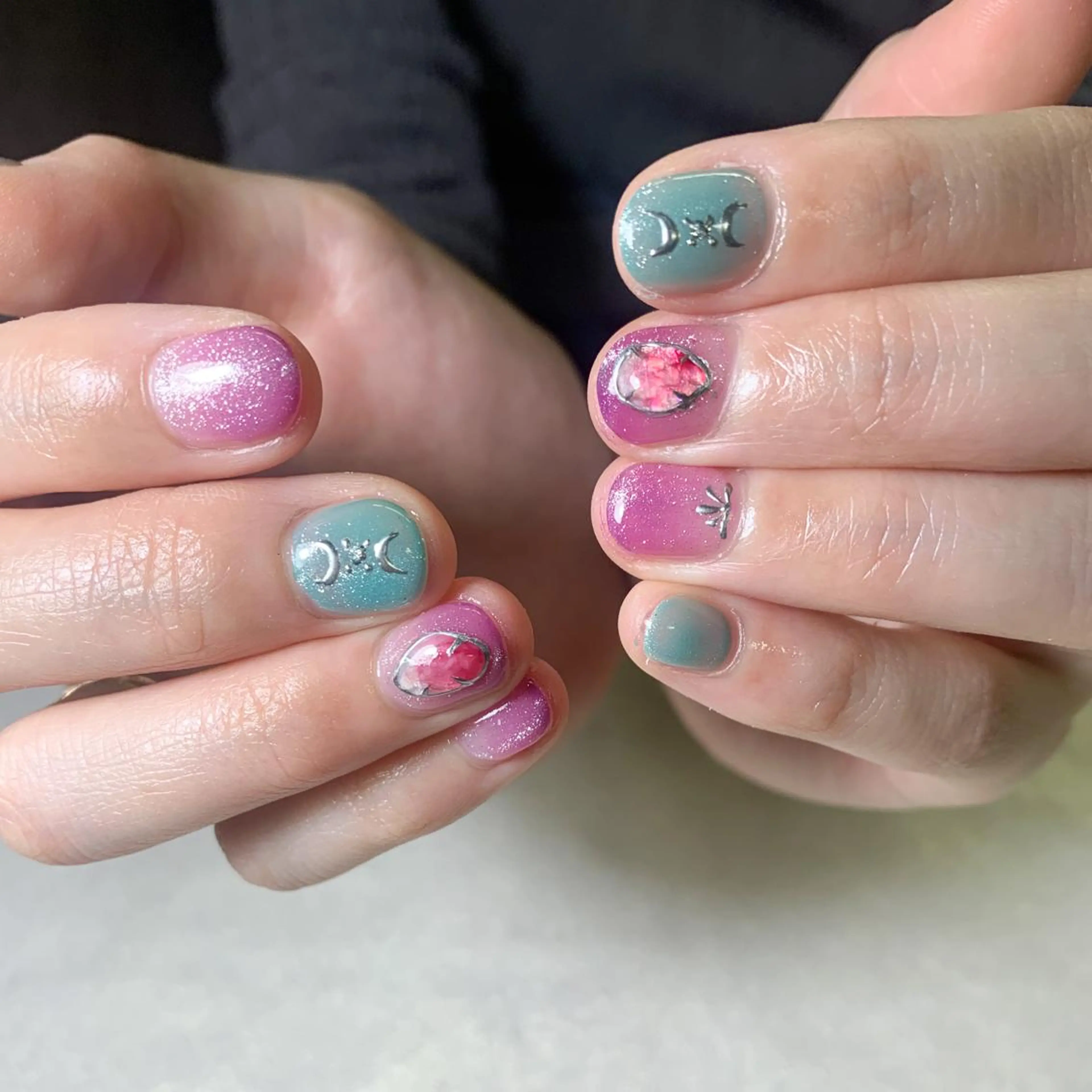 ネイル atelier　FIORITURA所属・FIORITURA aiのネイルデザイン