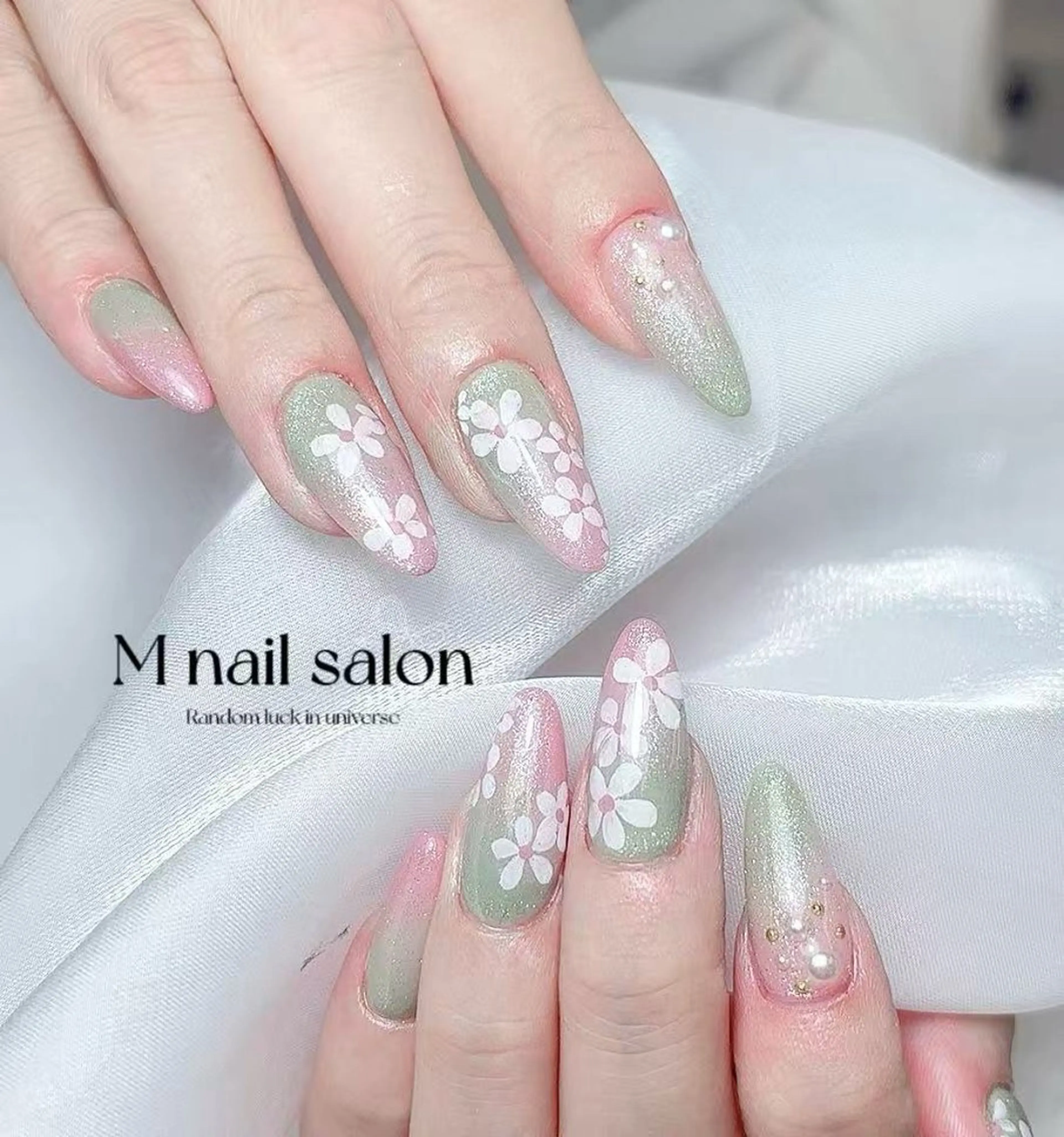 ネイル M🌷nail 長さだし専門店のネイルデザイン