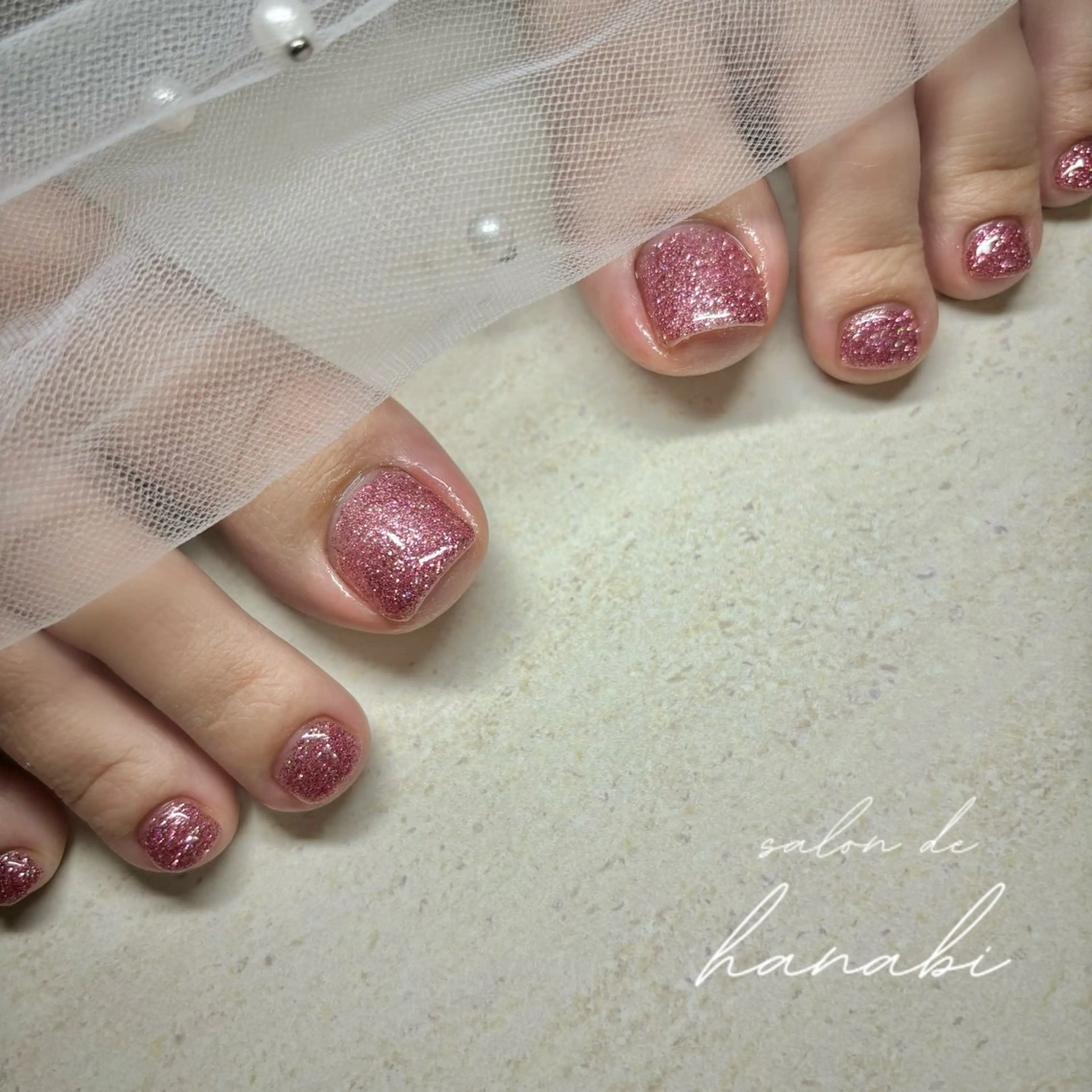 ネイル フットネイル ラメ(グリッター) ワンカラーネイル ピンク salon de hanabi八王子のネイルデザイン