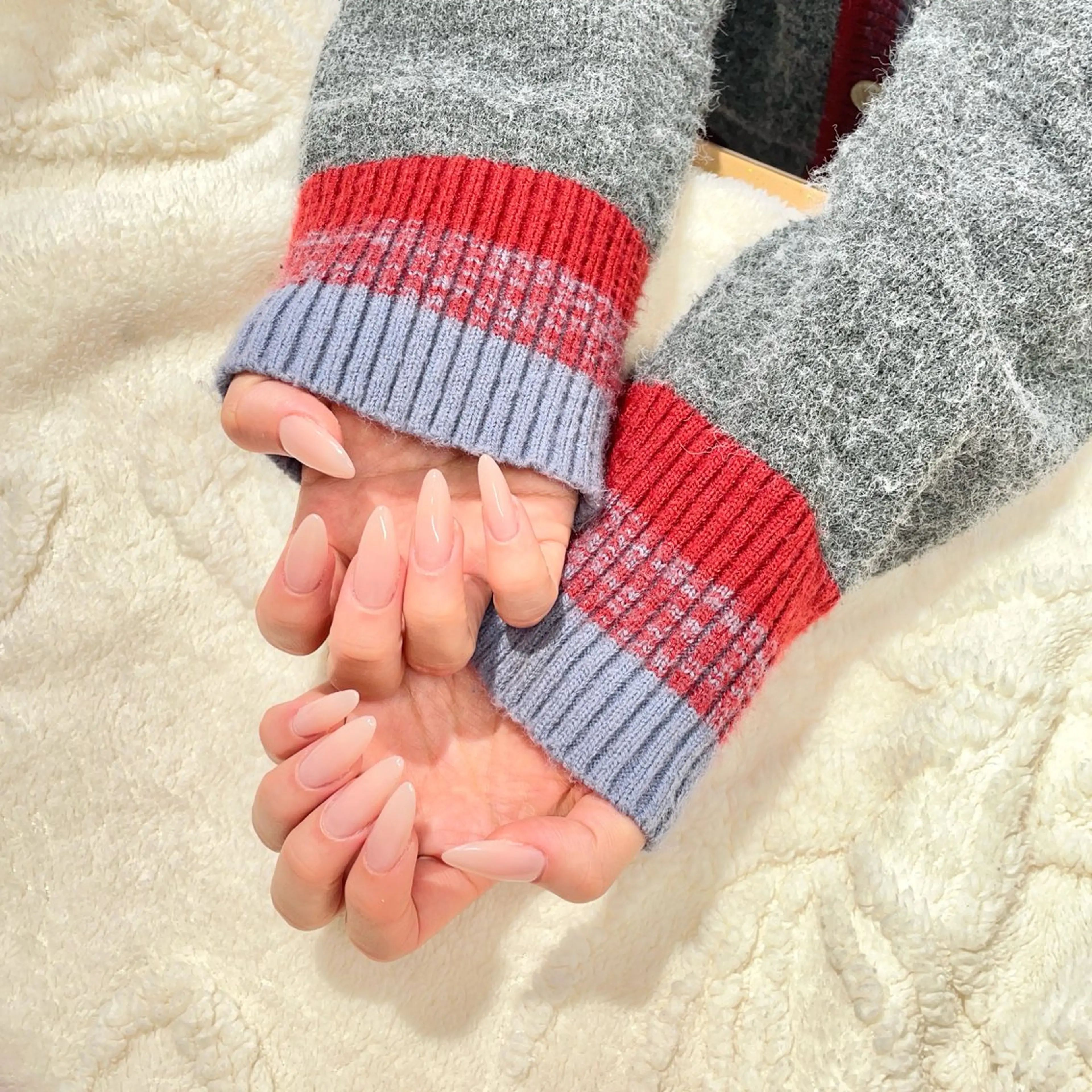 ネイル ハンドネイル ハンドケア SunNail池袋 🍧エミリーのネイルデザイン