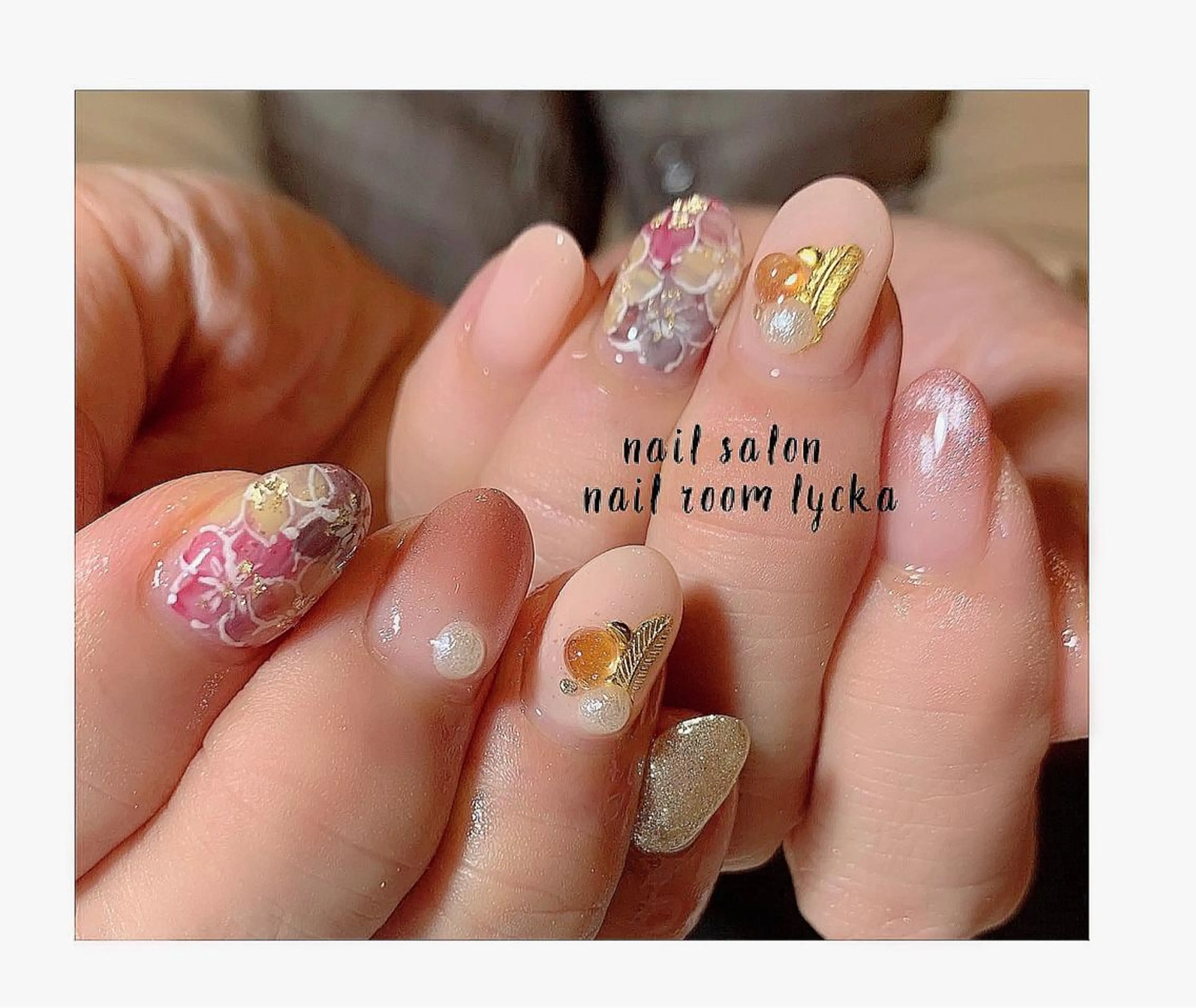 ネイル ジェルネイル パラジェル 冬ネイル ﾈｲﾙﾙｰﾑﾘｯｶ 𝐦𝐚𝐲𝐮のネイルデザイン