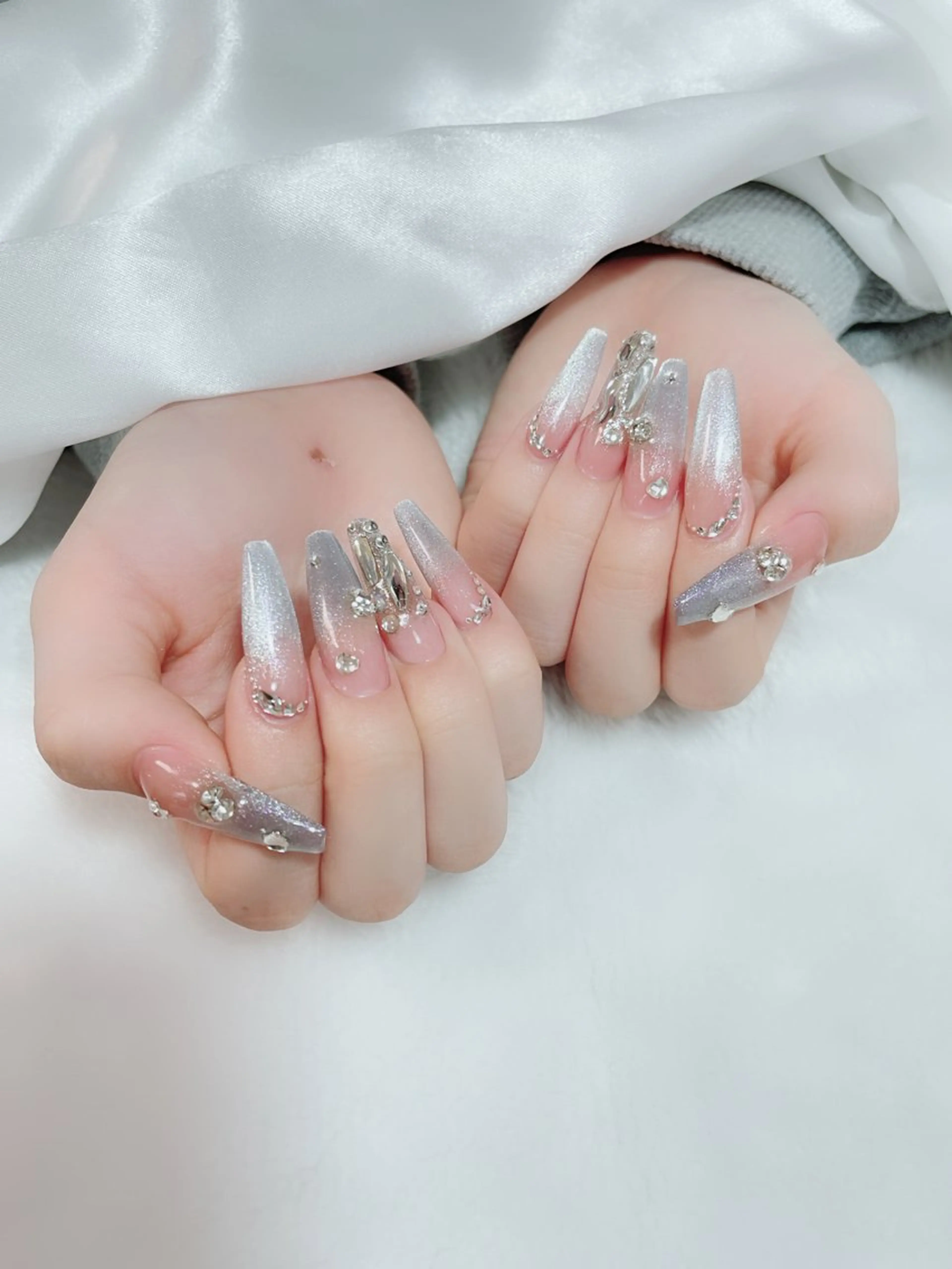 ネイル 持ち込み Amina nail salonのネイルデザイン