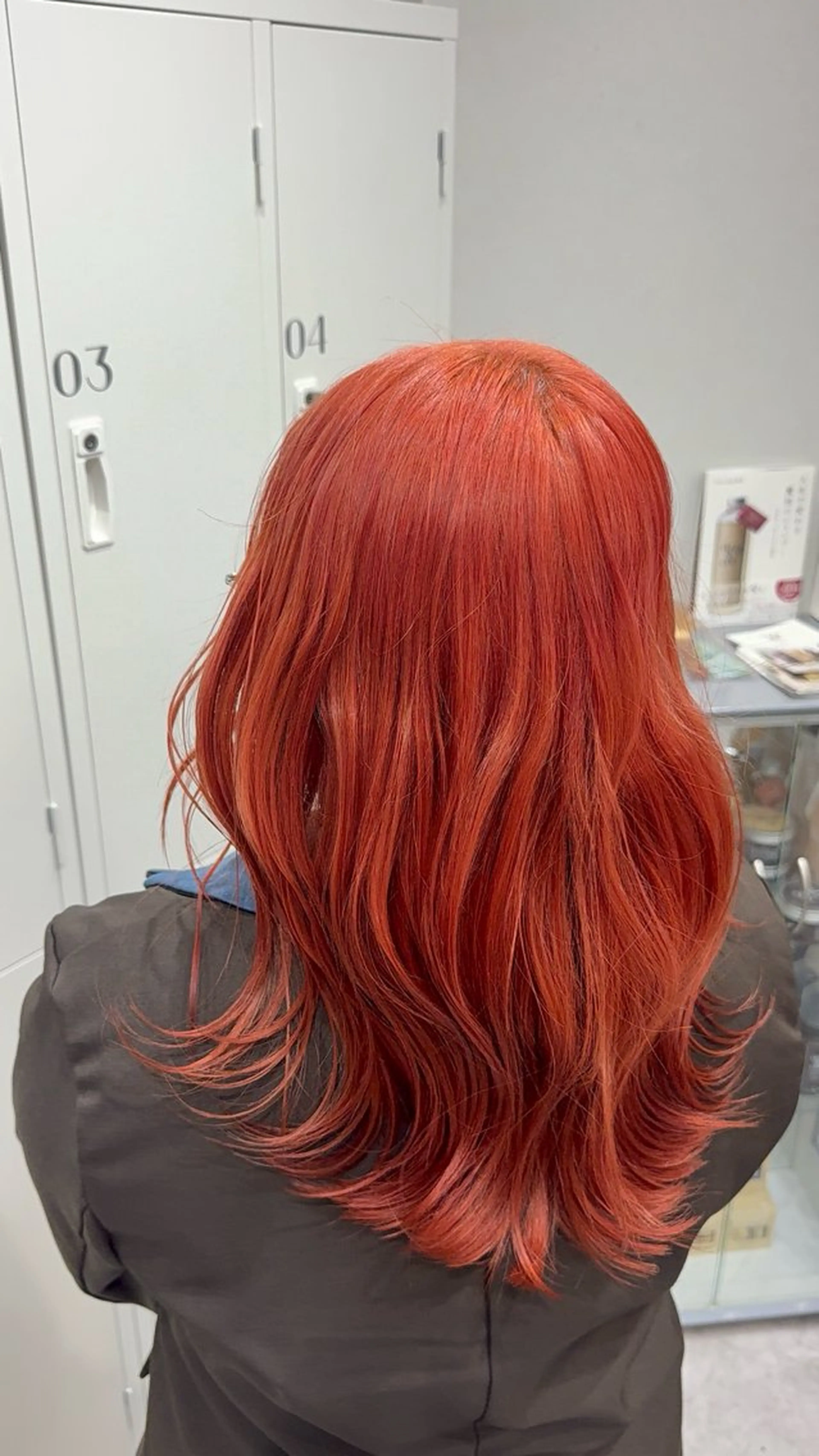 ロング カラー ブリーチ soyon 心斎橋店のヘアスタイル