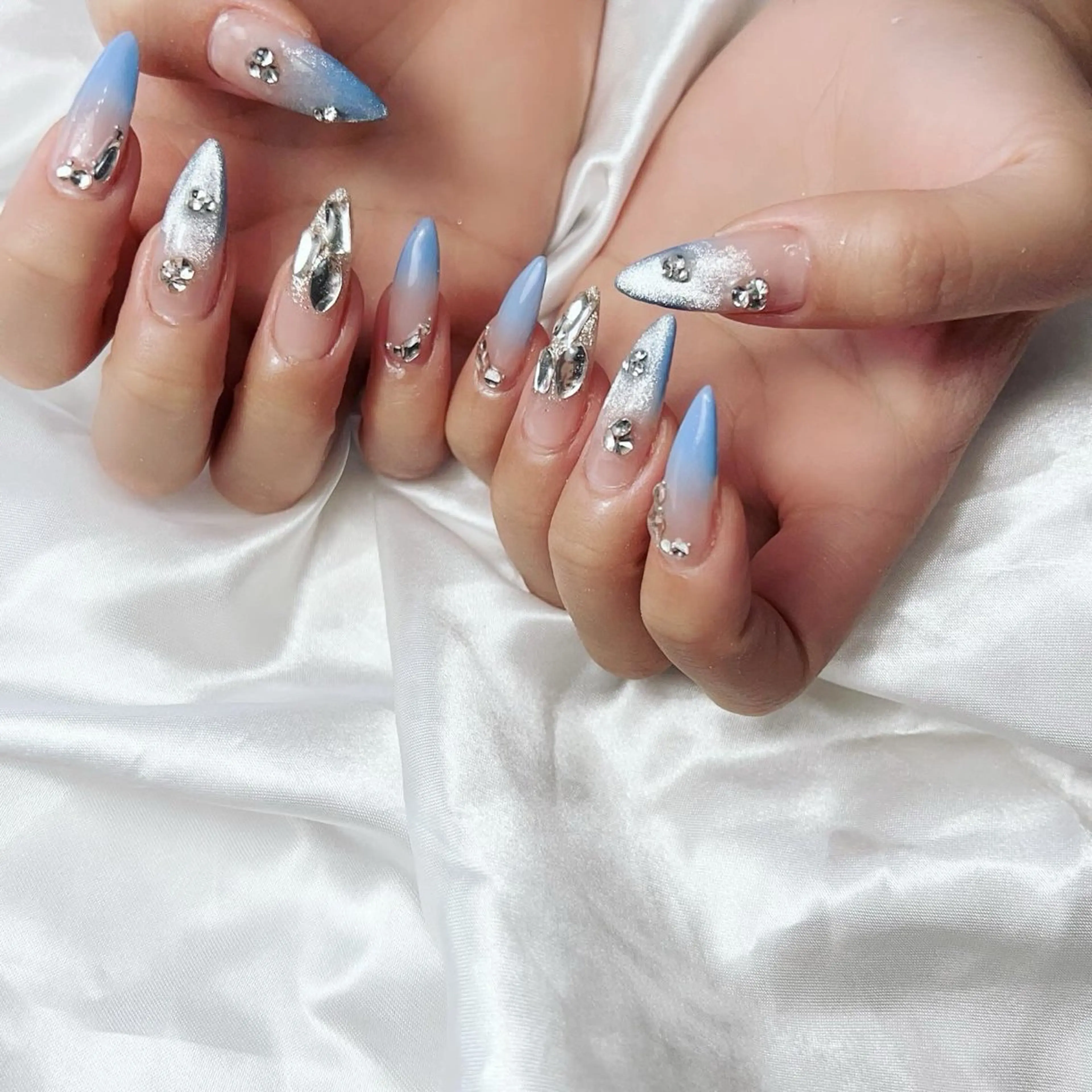 ネイル ハンドネイル nailstudio ′ecole所属・nailstudio ′ecoleのネイルデザイン