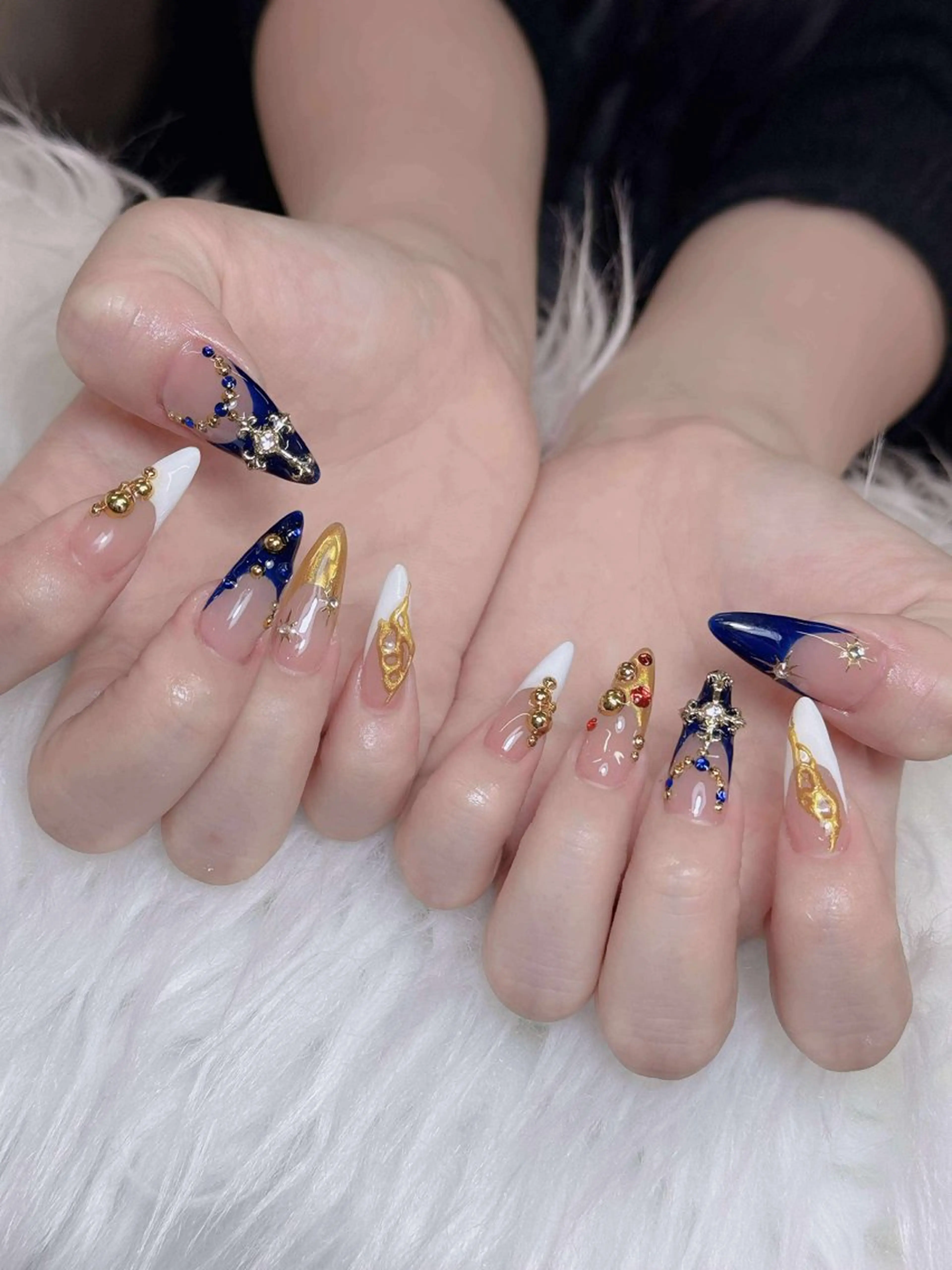 ネイル オーロラネイル チークネイル フットネイル フレンチネイル 韓国ネイル ハンドネイル Lumi Nailのネイルデザイン