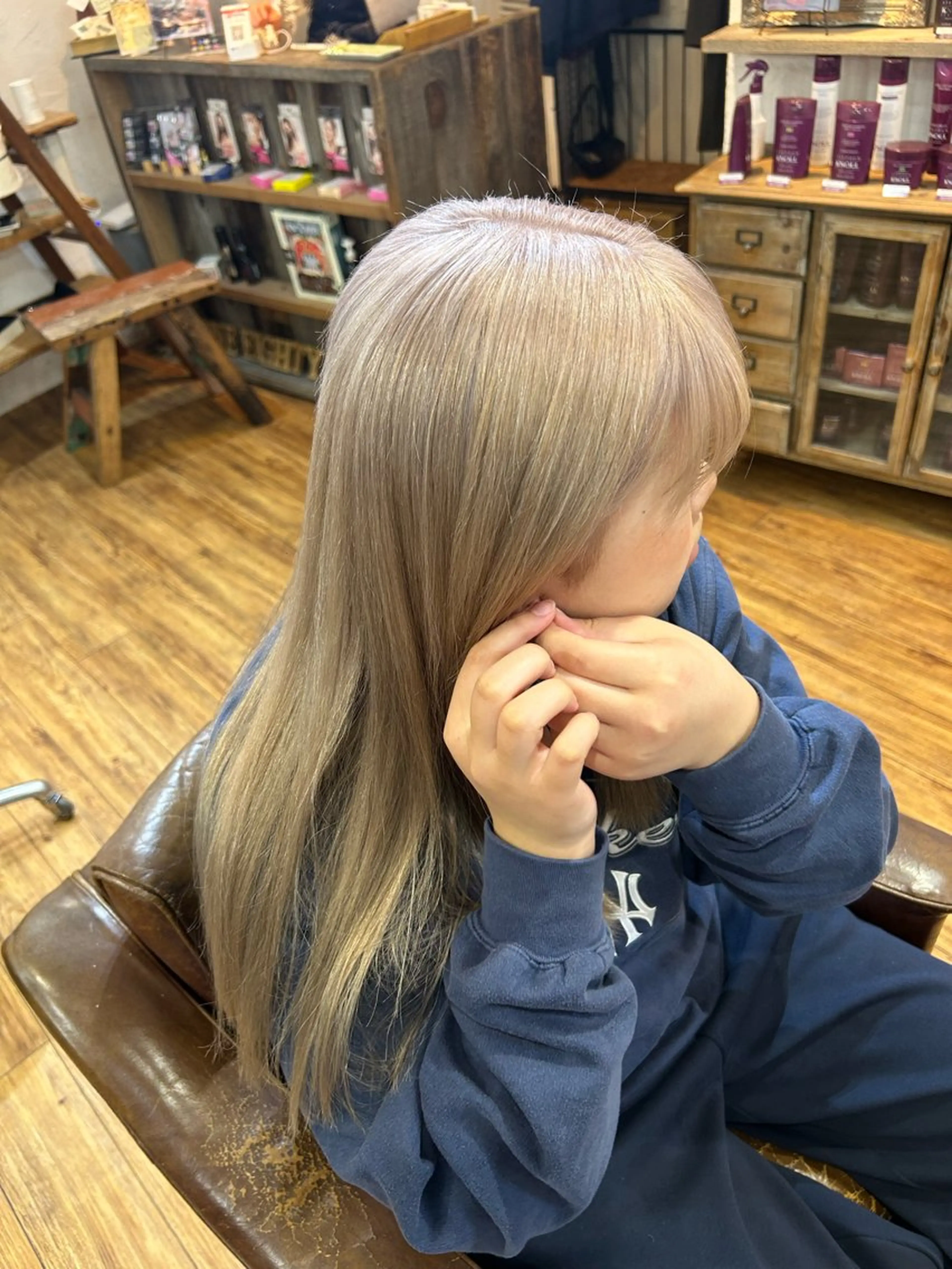 ロング カラー ブリーチ ダブルカラー ハイトーンカラー 180° OneEightyDegrees 中目黒所属・Himari 【ハイトーンカラー】のヘアスタイル