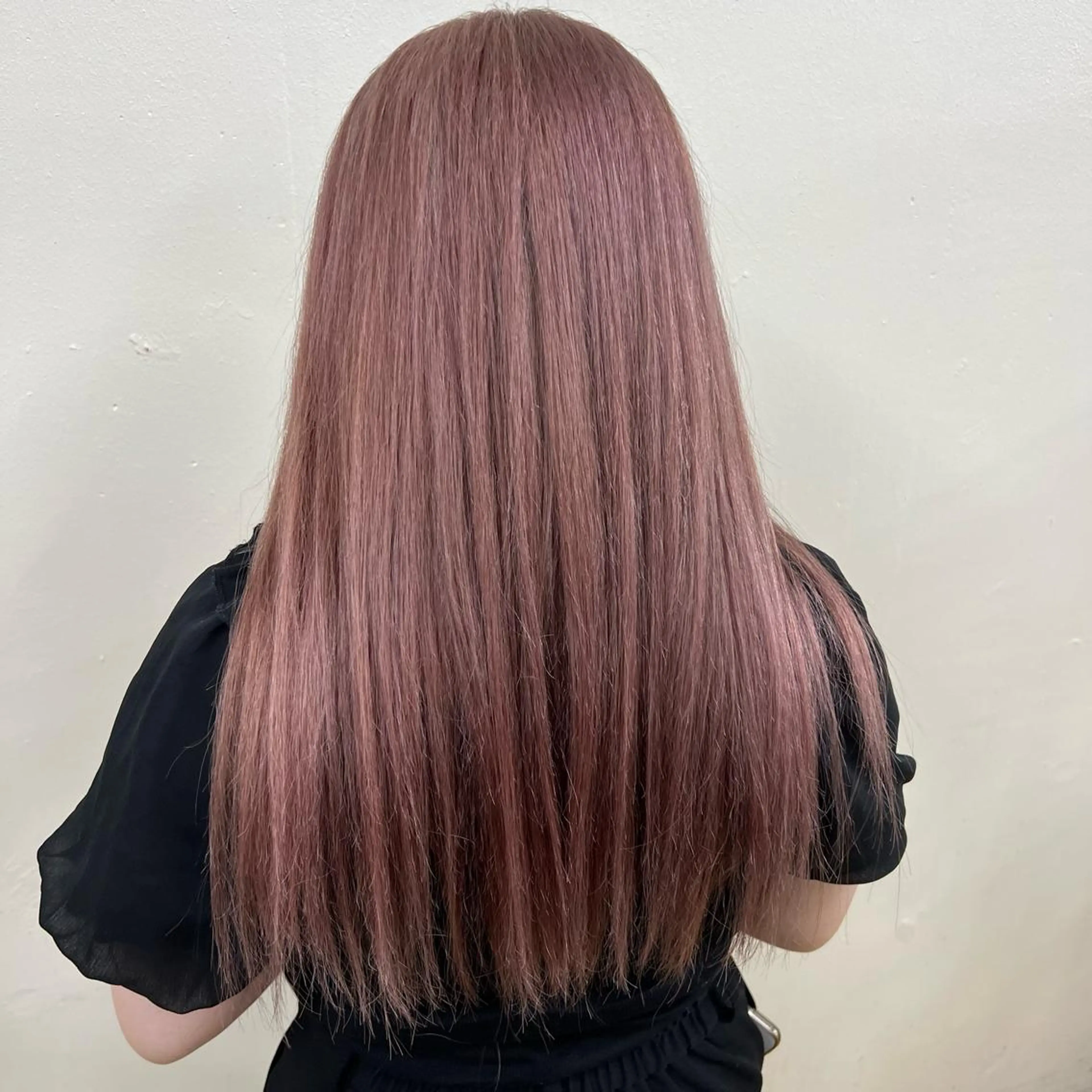 セミロング カラー ベージュカラー ピンクカラー ピンクベージュ マユクリア池袋東口店所属・マユクリア 池袋東口店の眉毛・アイブロウイメージ