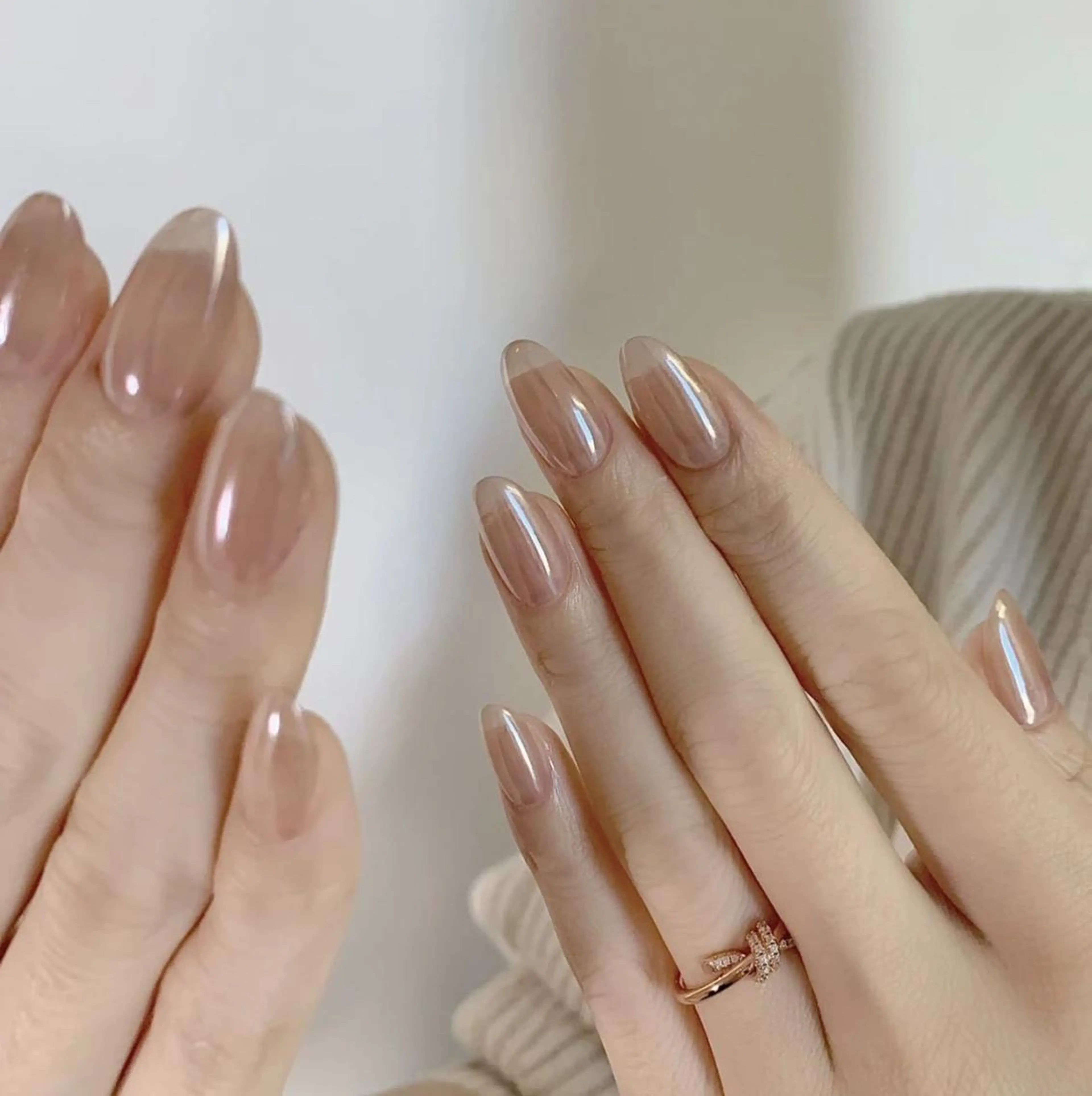 ネイル オーロラネイル ミラーネイル Queens PUPUのネイルデザイン