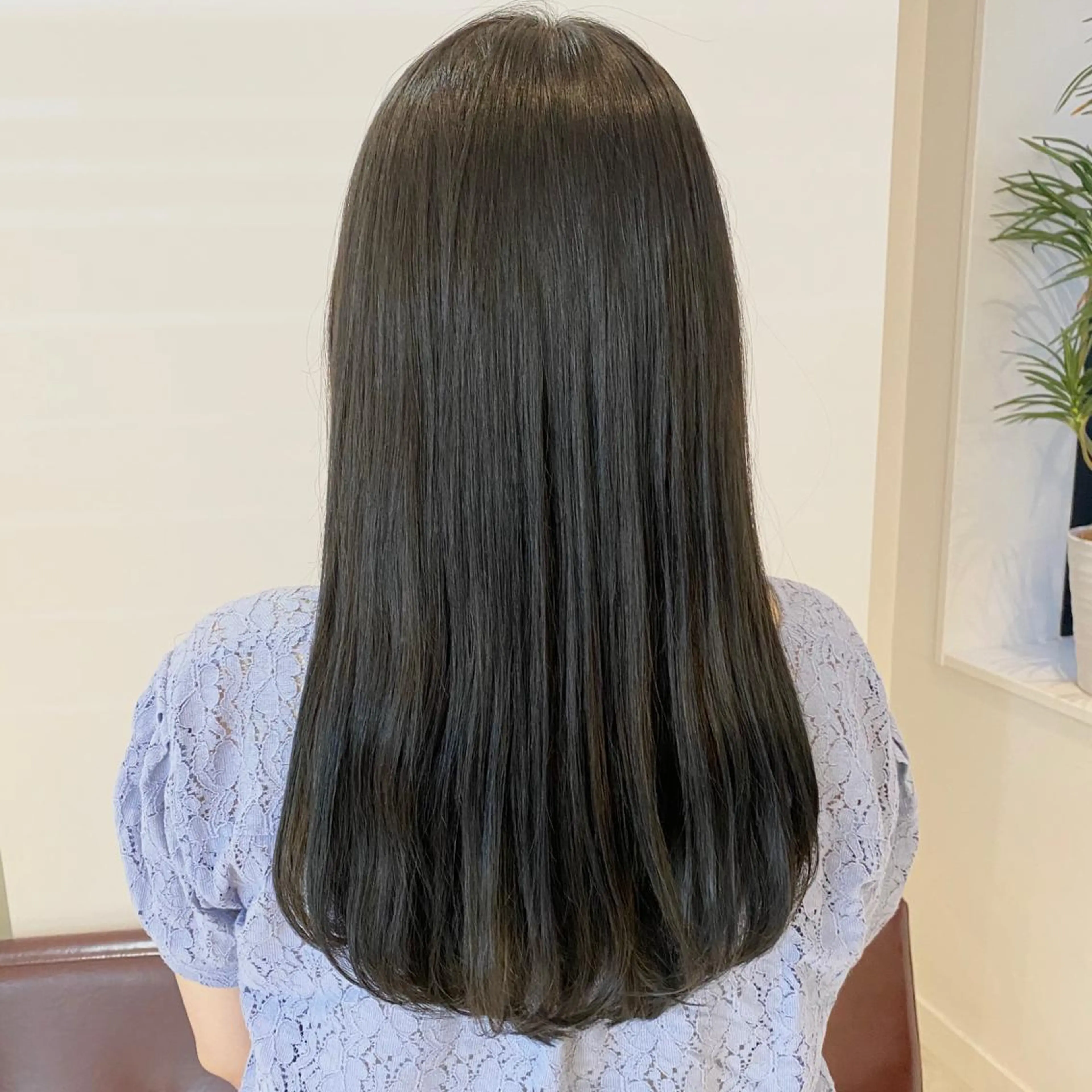 ロング カット ヘアカラー トリートメント 吉原 みえのヘアスタイル