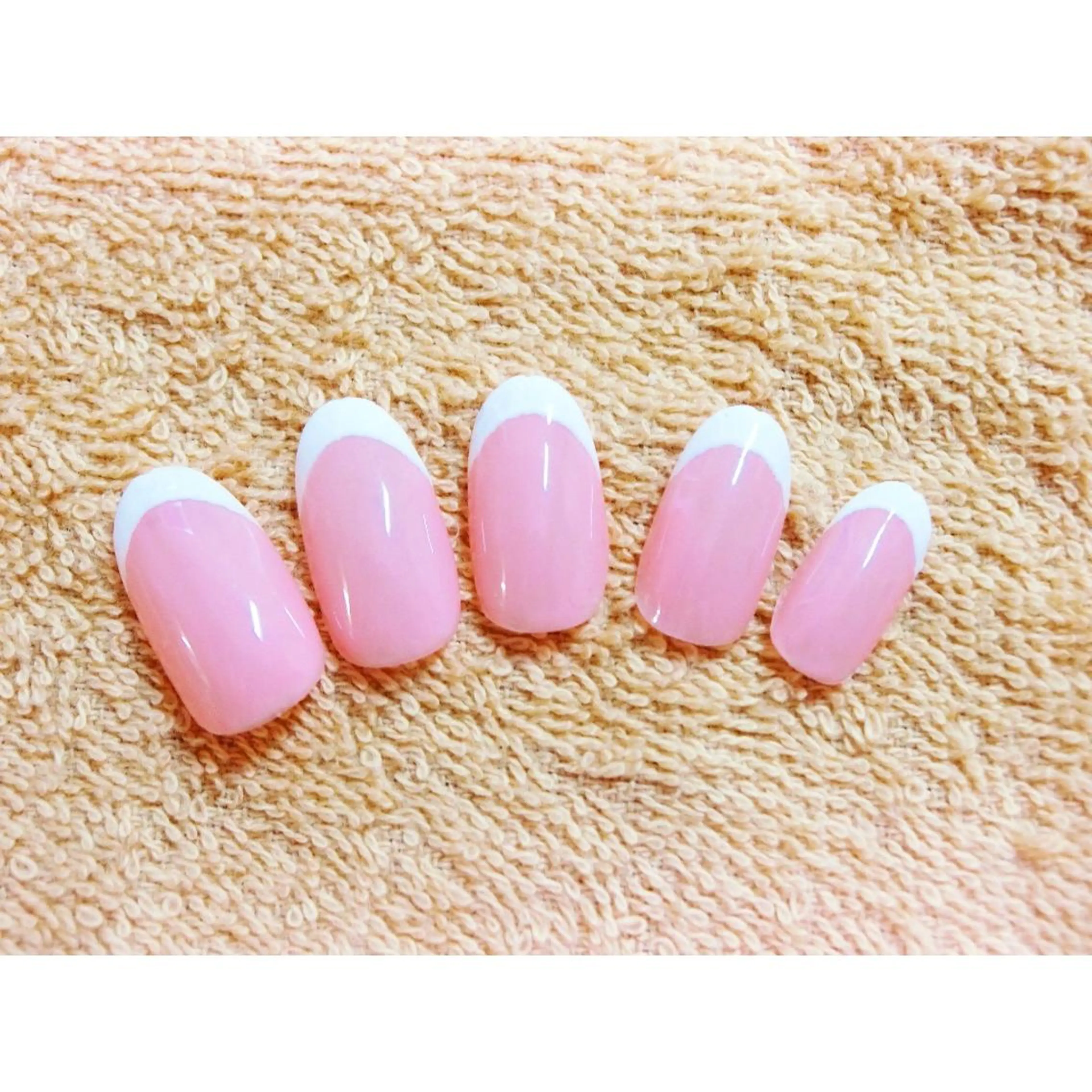 ネイル シンプルネイル 痛ネイル/ワンホン/ フィルイン/長さだしのネイルデザイン