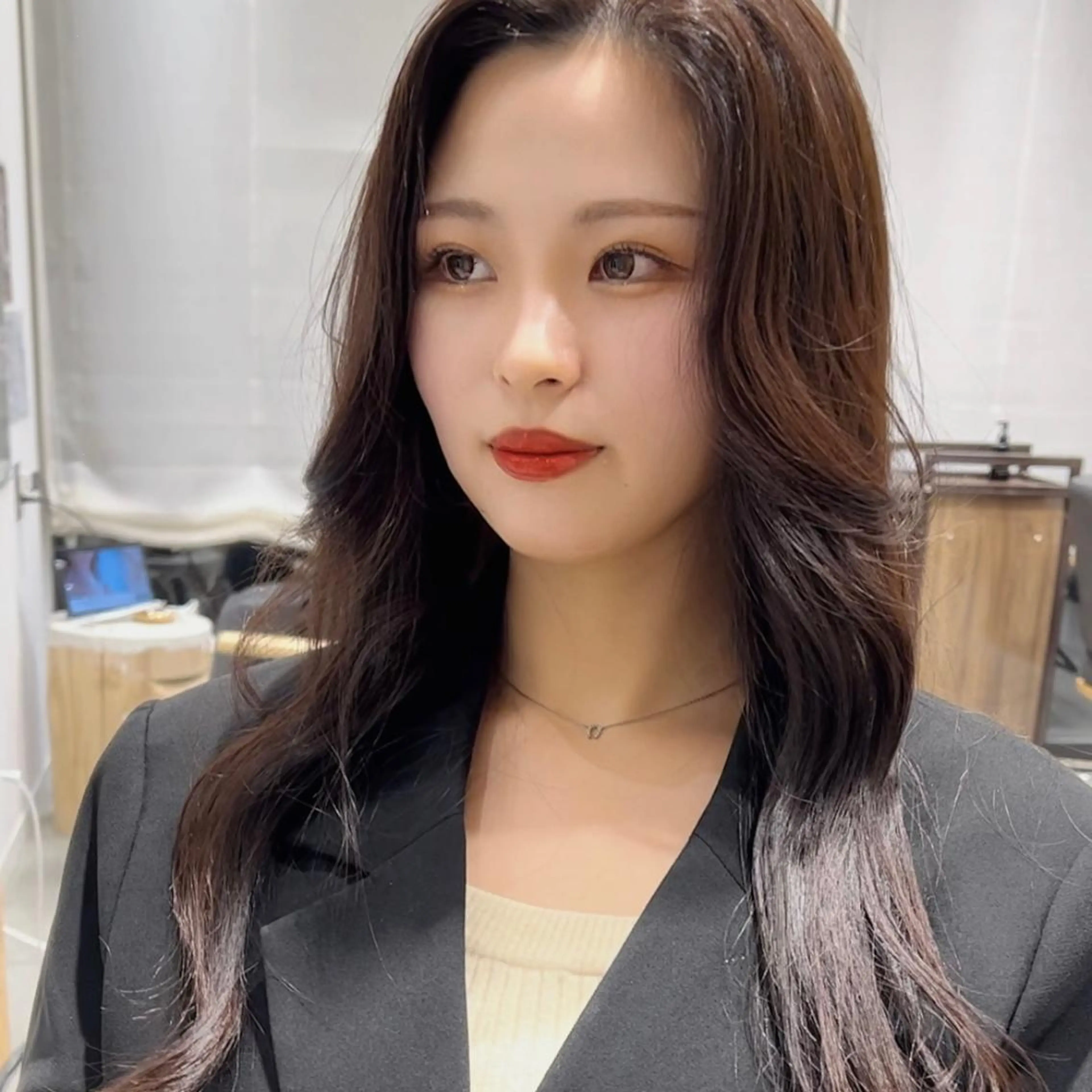 ロング カラー 顔周りレイヤー 🎀マリノのヘアスタイル