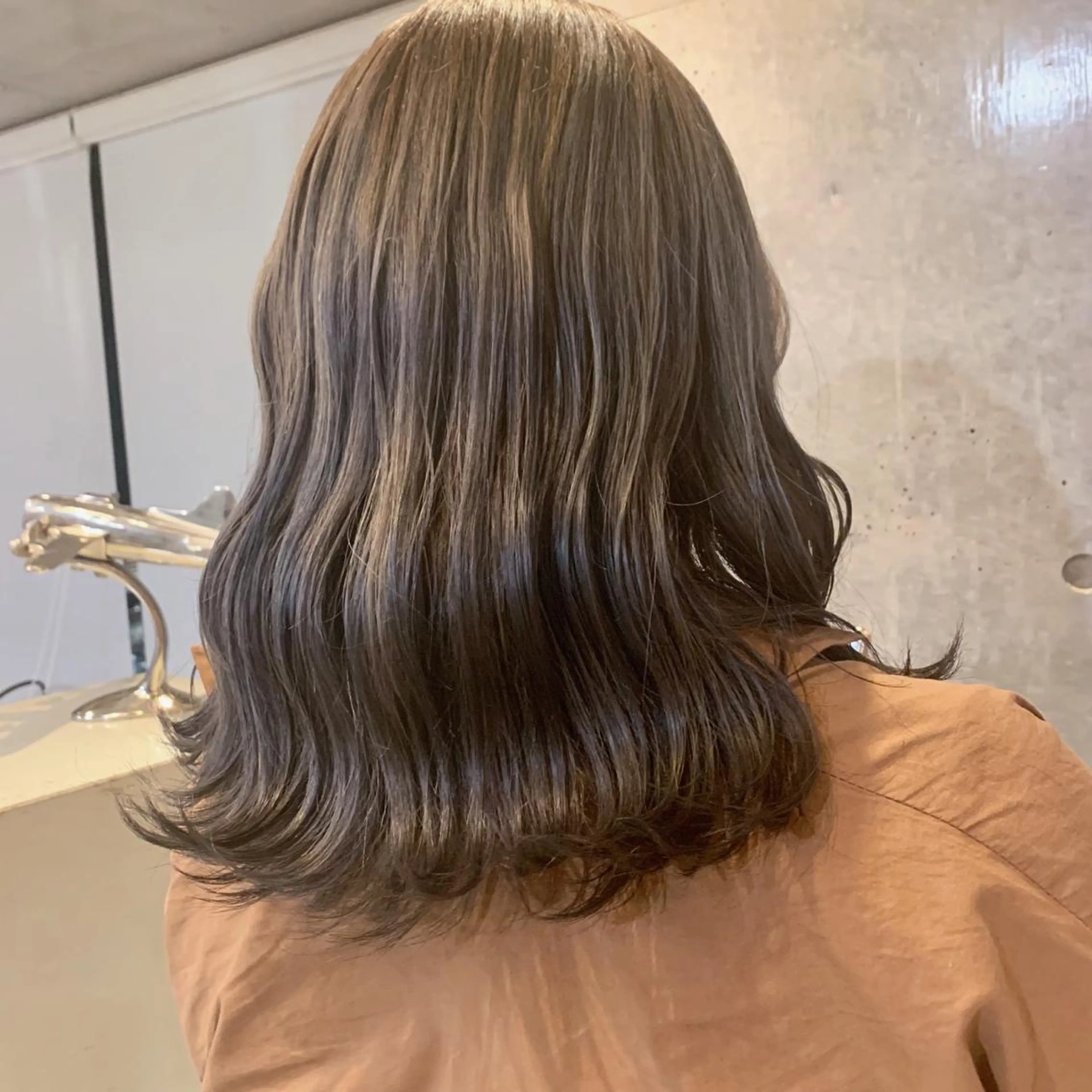 ロング カラー パーマ ヘアアレンジ ブリーチ GO TODAY  シェアサロン札幌店所属・kana .のヘアスタイル