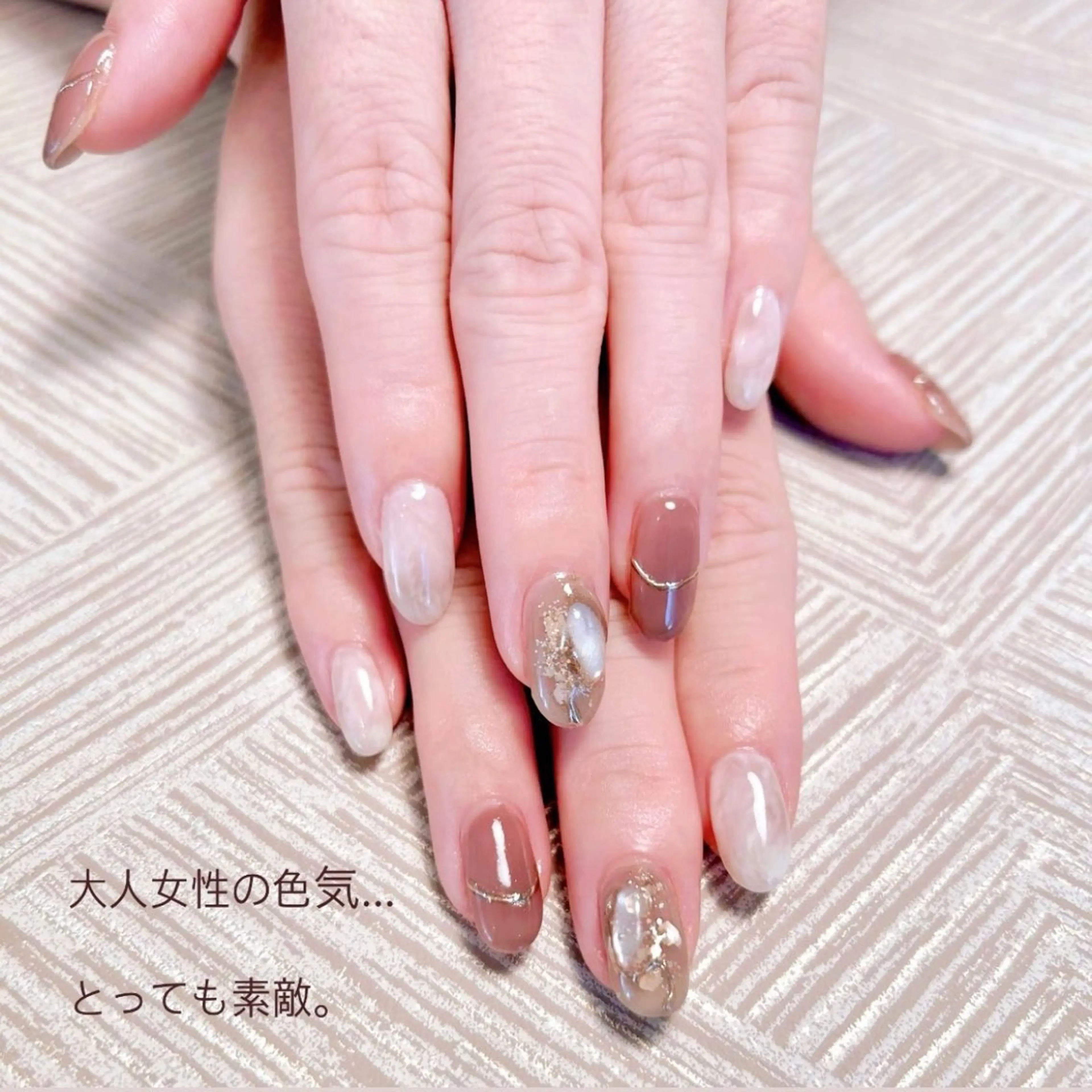 ネイル ラメ(グリッター) 大理石ネイル(マーブル) ミラーネイル ピンク ハンドネイル フットネイル boite a bijoux Unaのネイルデザイン