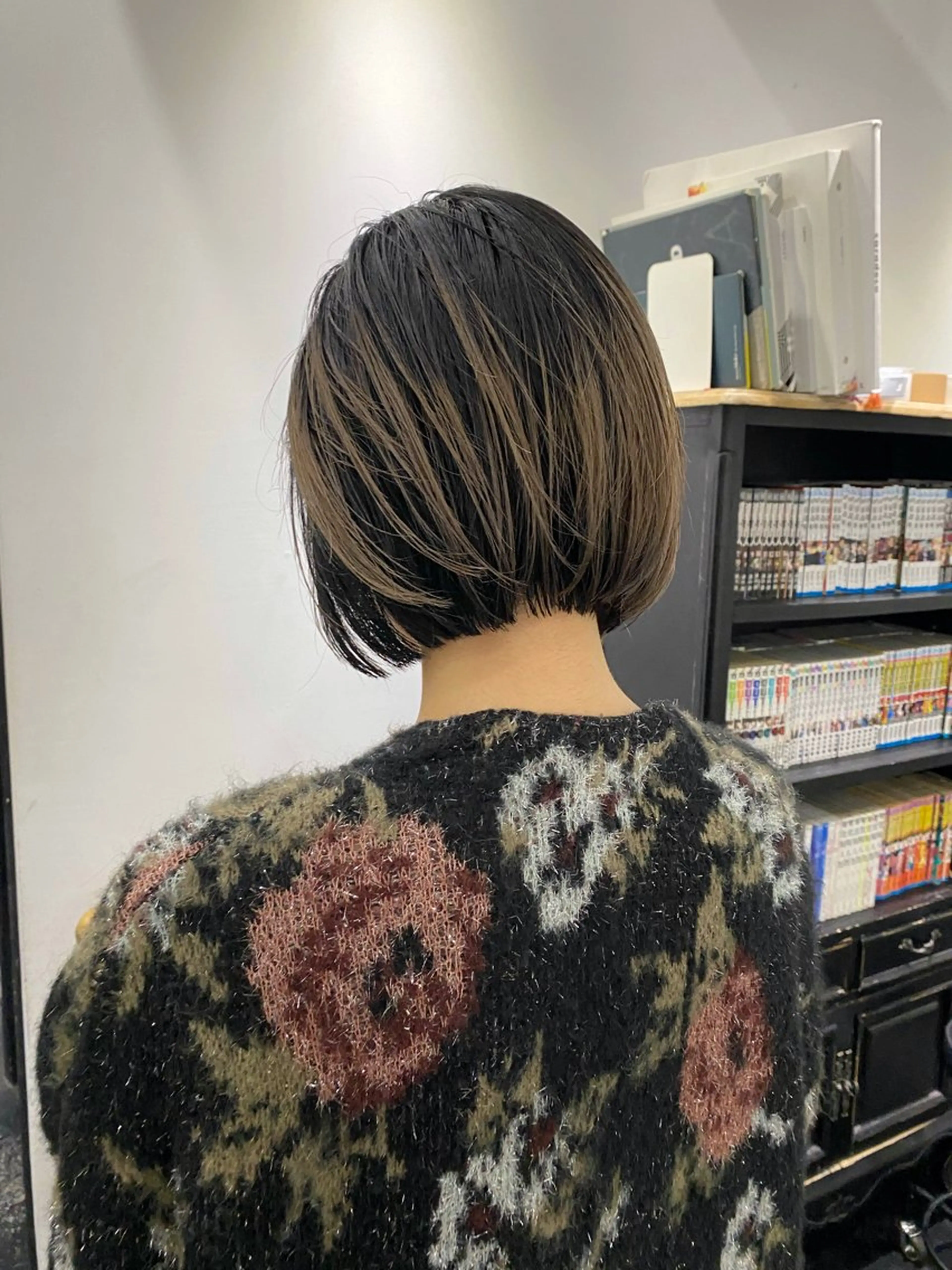 ミディアム カラー ブリーチ ケアブリーチ 透明感カラー ヘアカラー トリートメント tonari 梅田、中崎町のヘアスタイル