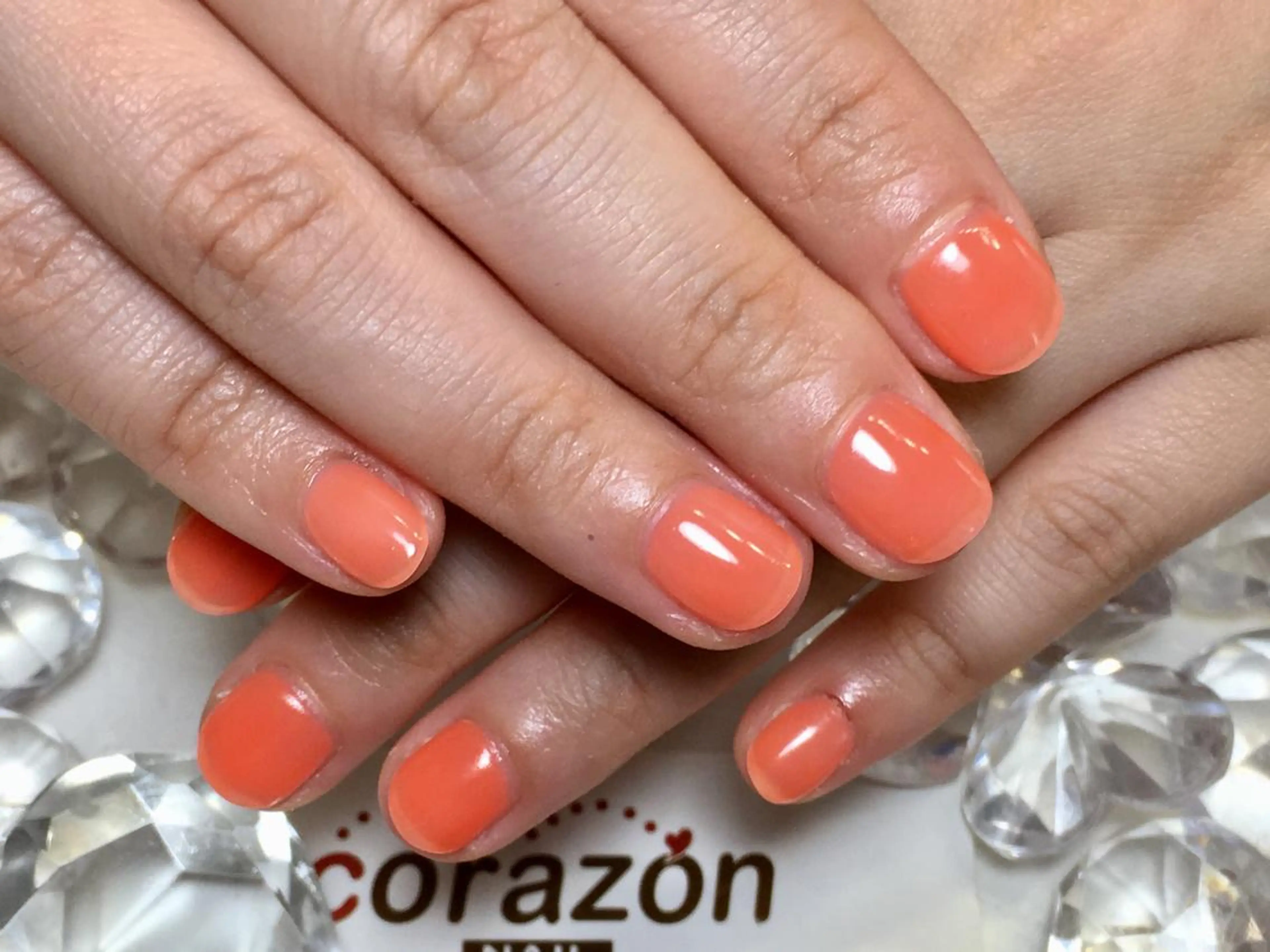 ネイル ワンカラーネイル 黄色 ハンドネイル corazon所属・ネイリスト aicoのネイルデザイン