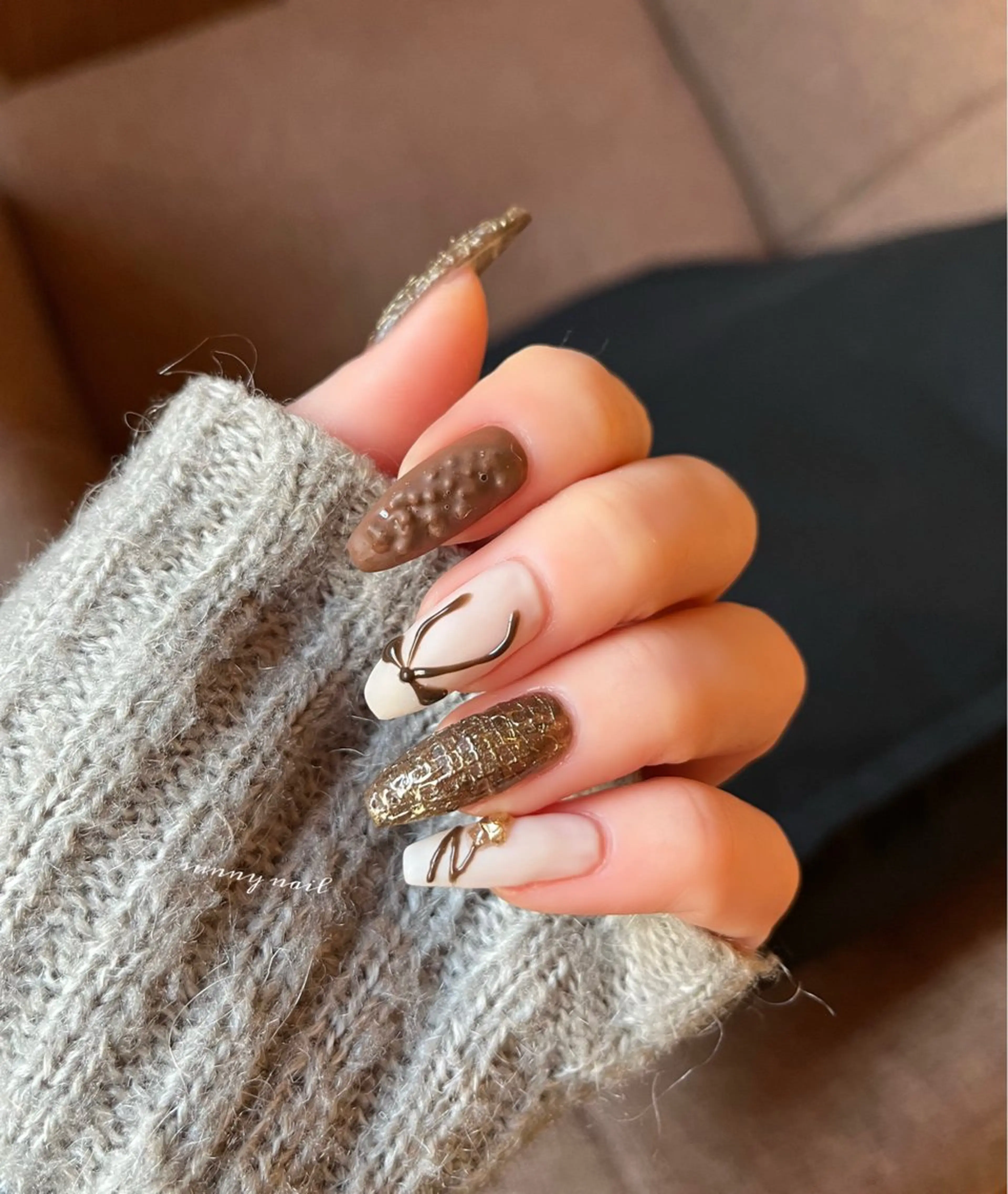ネイル ジェルネイル ミラーネイル パラジェル リボン ツイードネイル sunny nailのネイルデザイン