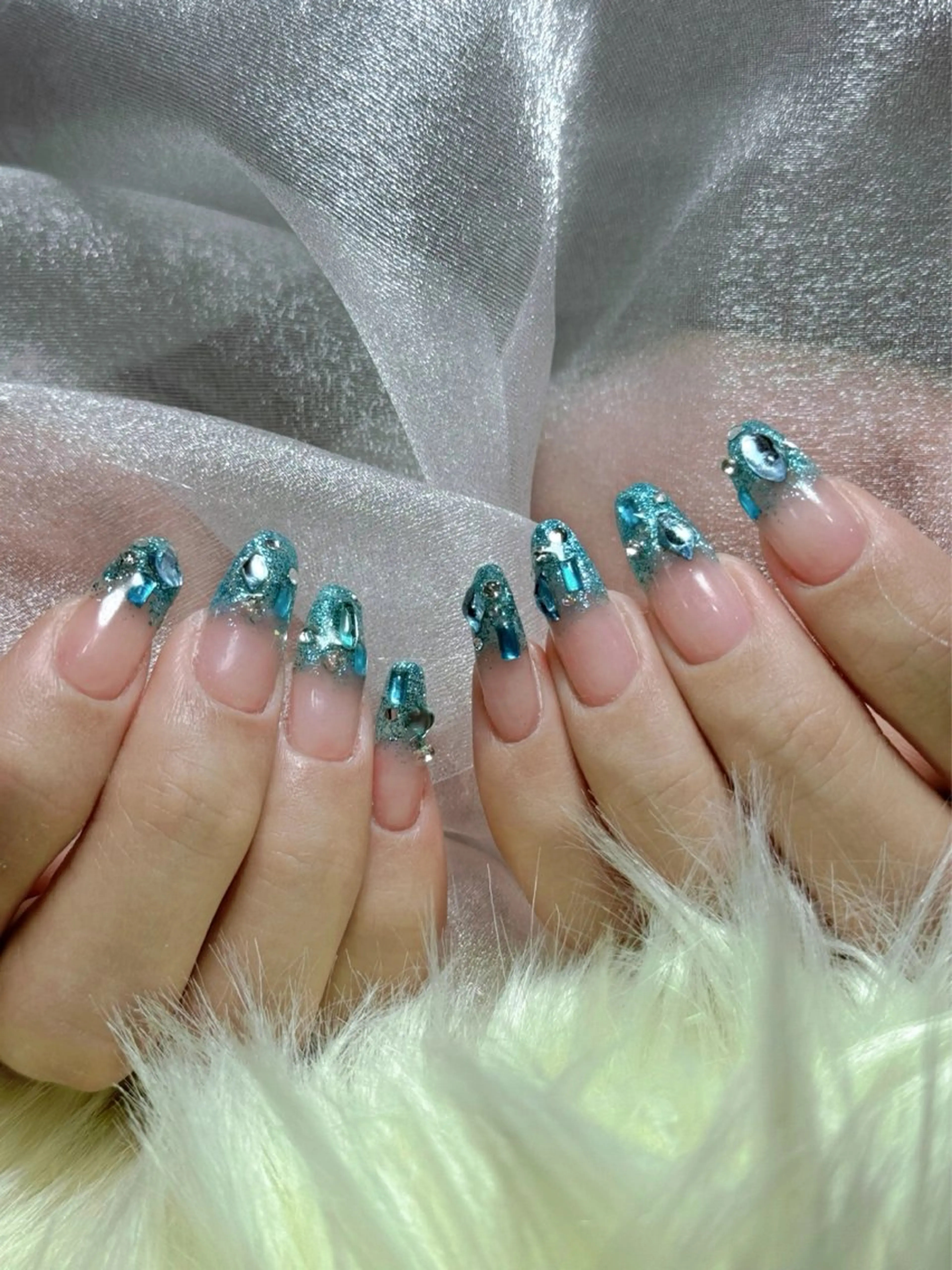 ネイル グラデーション Salon GIGI Nail所属・salon GIGINailの眉毛・アイブロウイメージ
