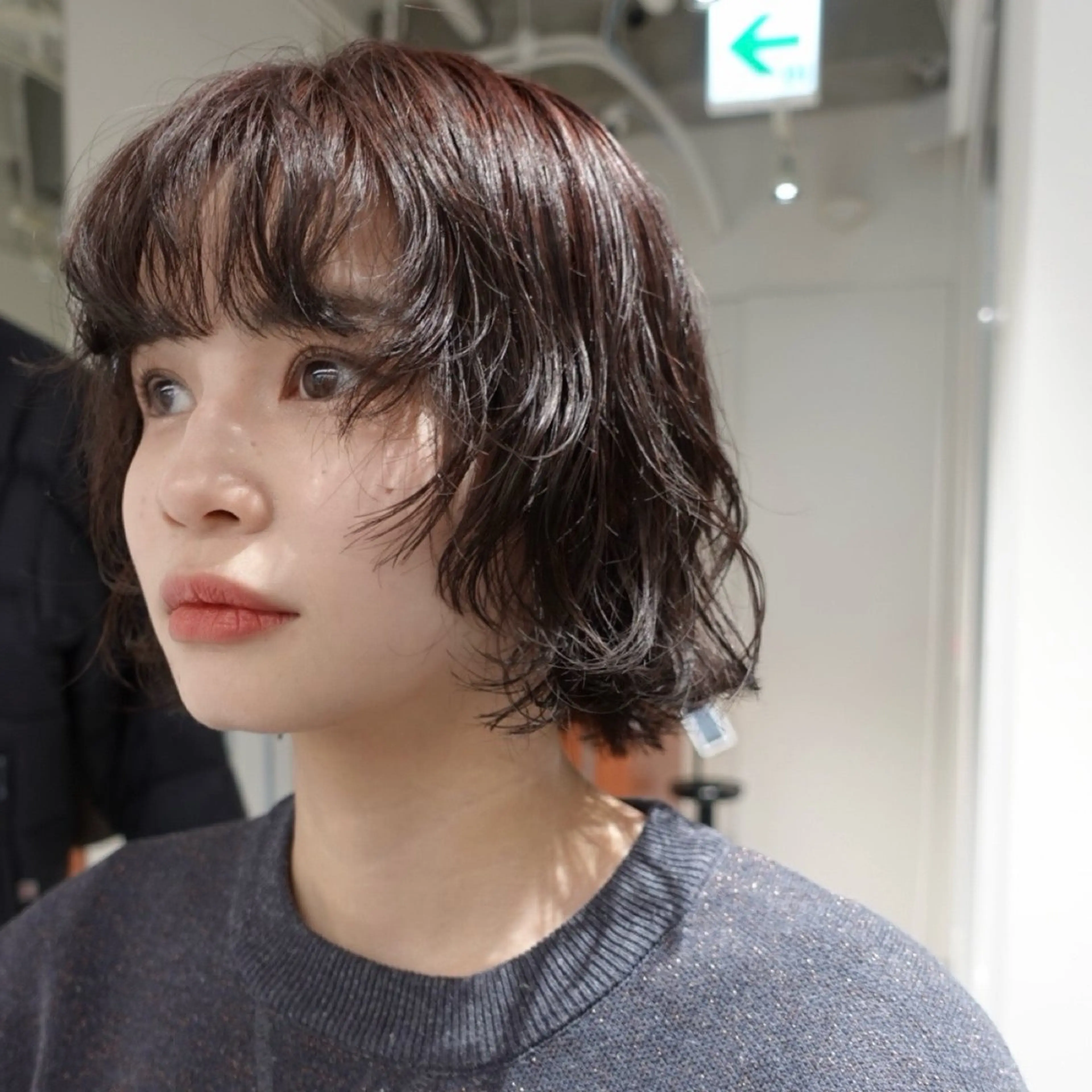 ミディアム カラー パーマ ヘアアレンジ ミディアムパーマ ブラウンカラー カット ヘアカラー 🌐サトウ リョウ🌐のヘアスタイル