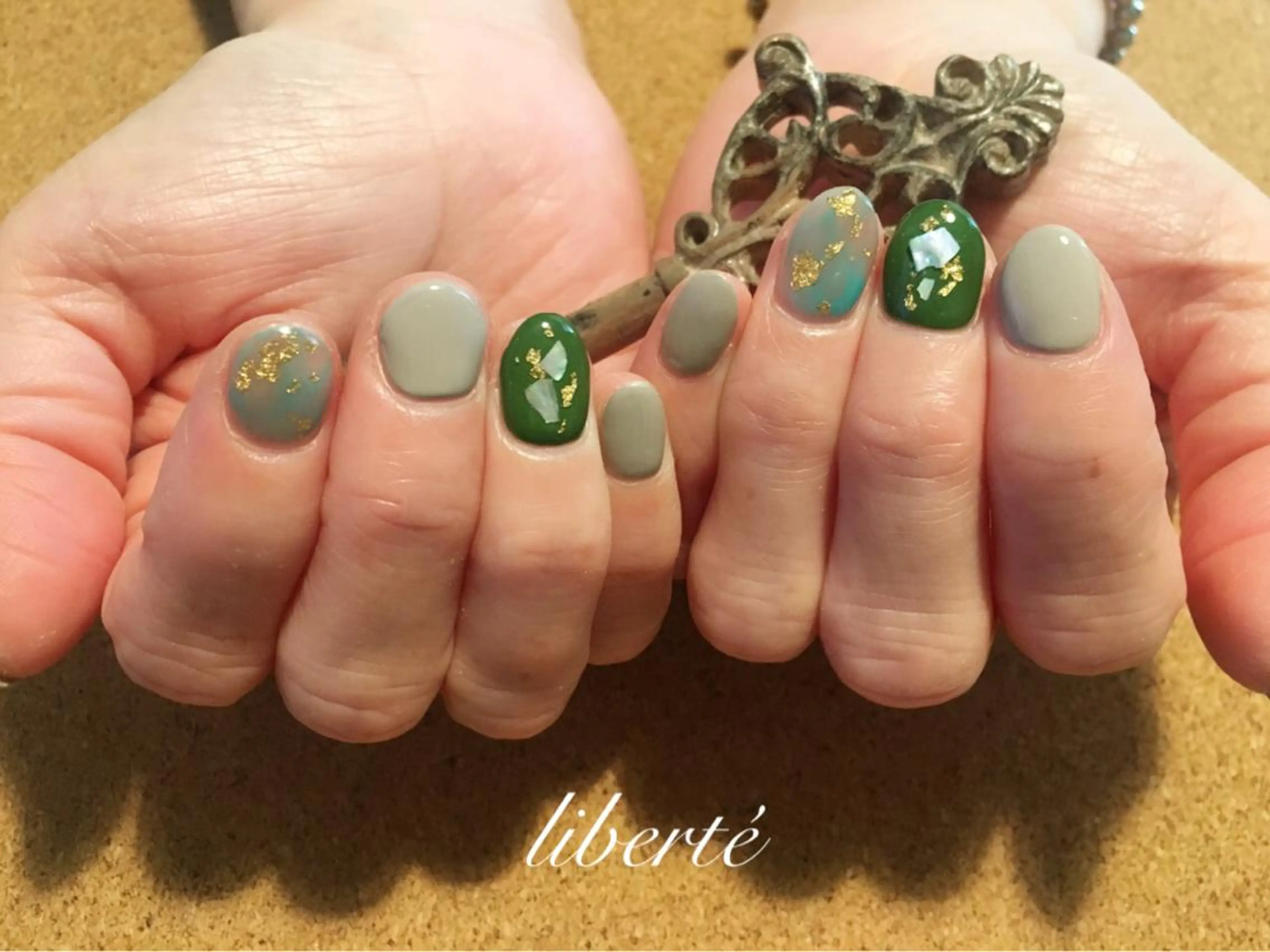 ネイル liberté (リベルテ)のネイルデザイン