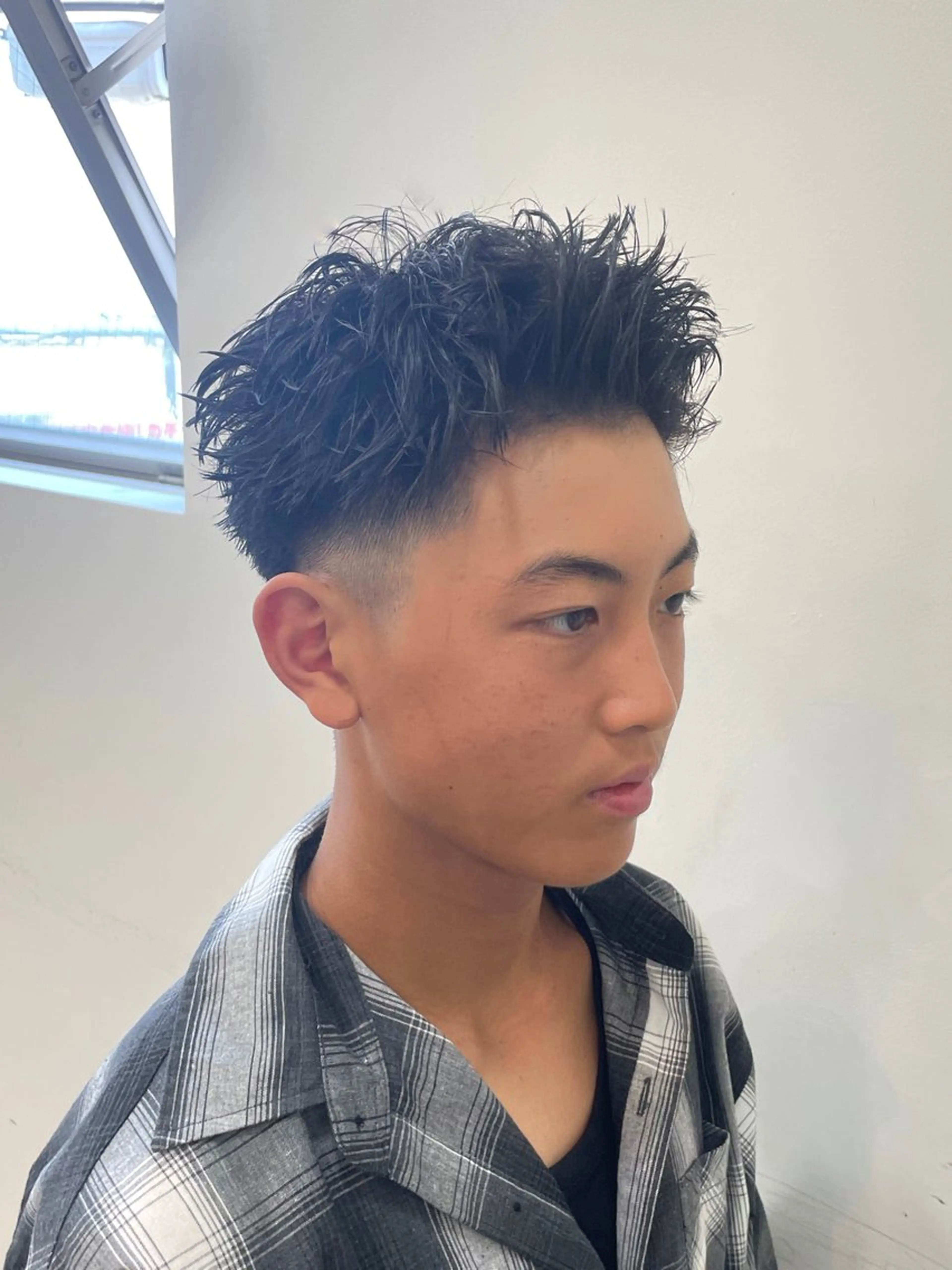 ショート メンズ フェードカット モヒカン メンズパーマ 似合わせカット ショートヘア BIRTH by Happiness所属・【メンズ専門】 古田 隆悟のヘアスタイル