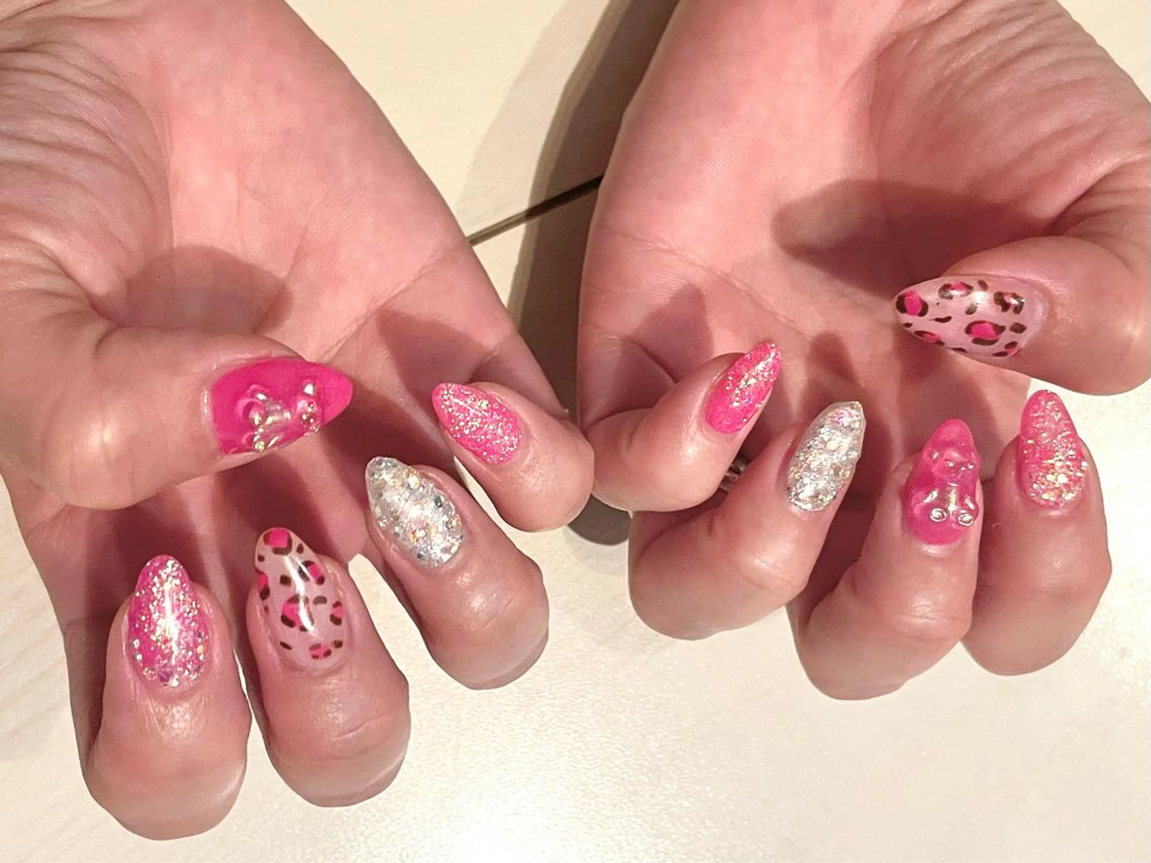 ネイル 近藤 美春のネイルデザイン