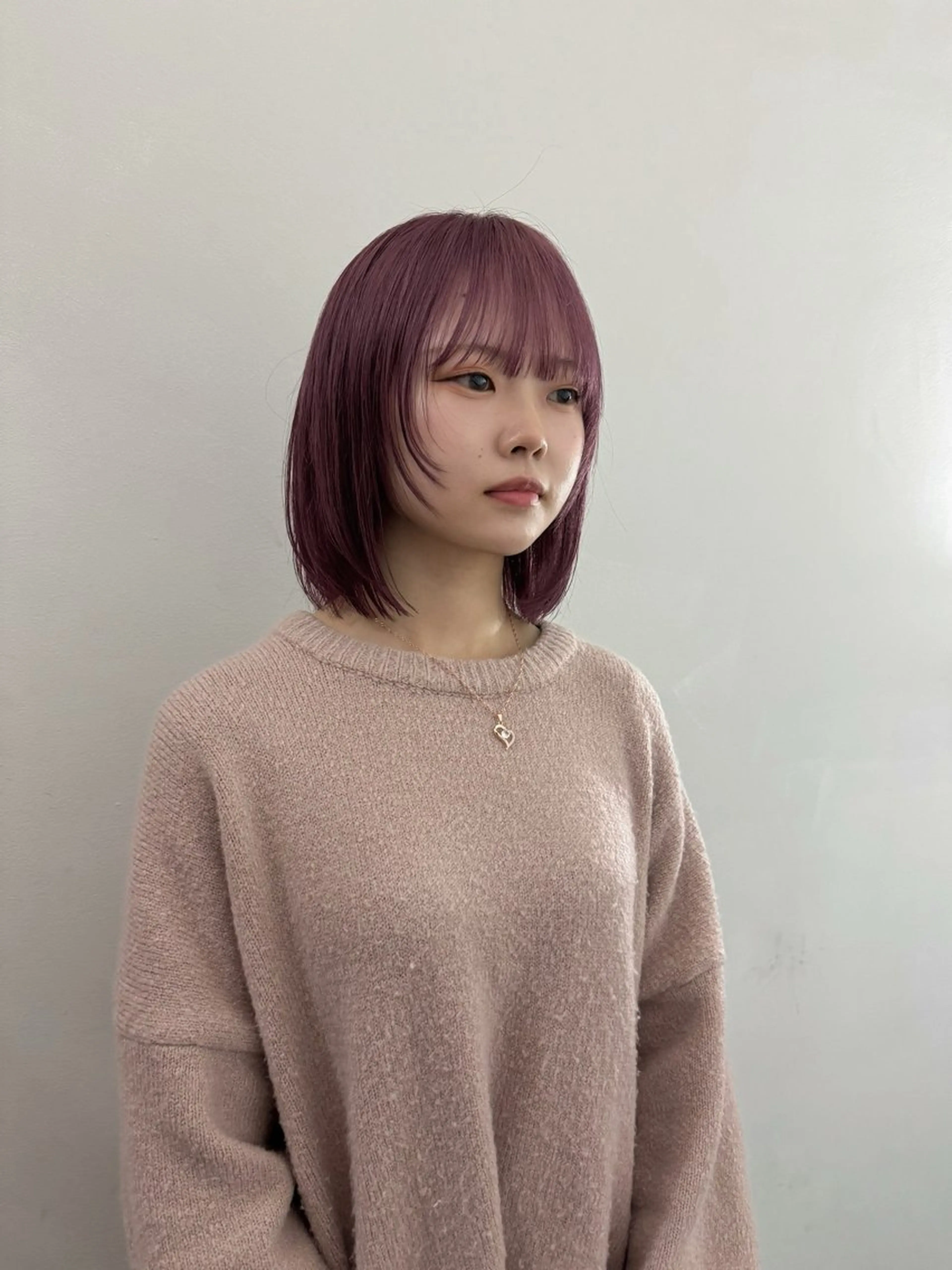 ショート ⭐ハイトーンブリーチ ミルクティーピンクのヘアスタイル