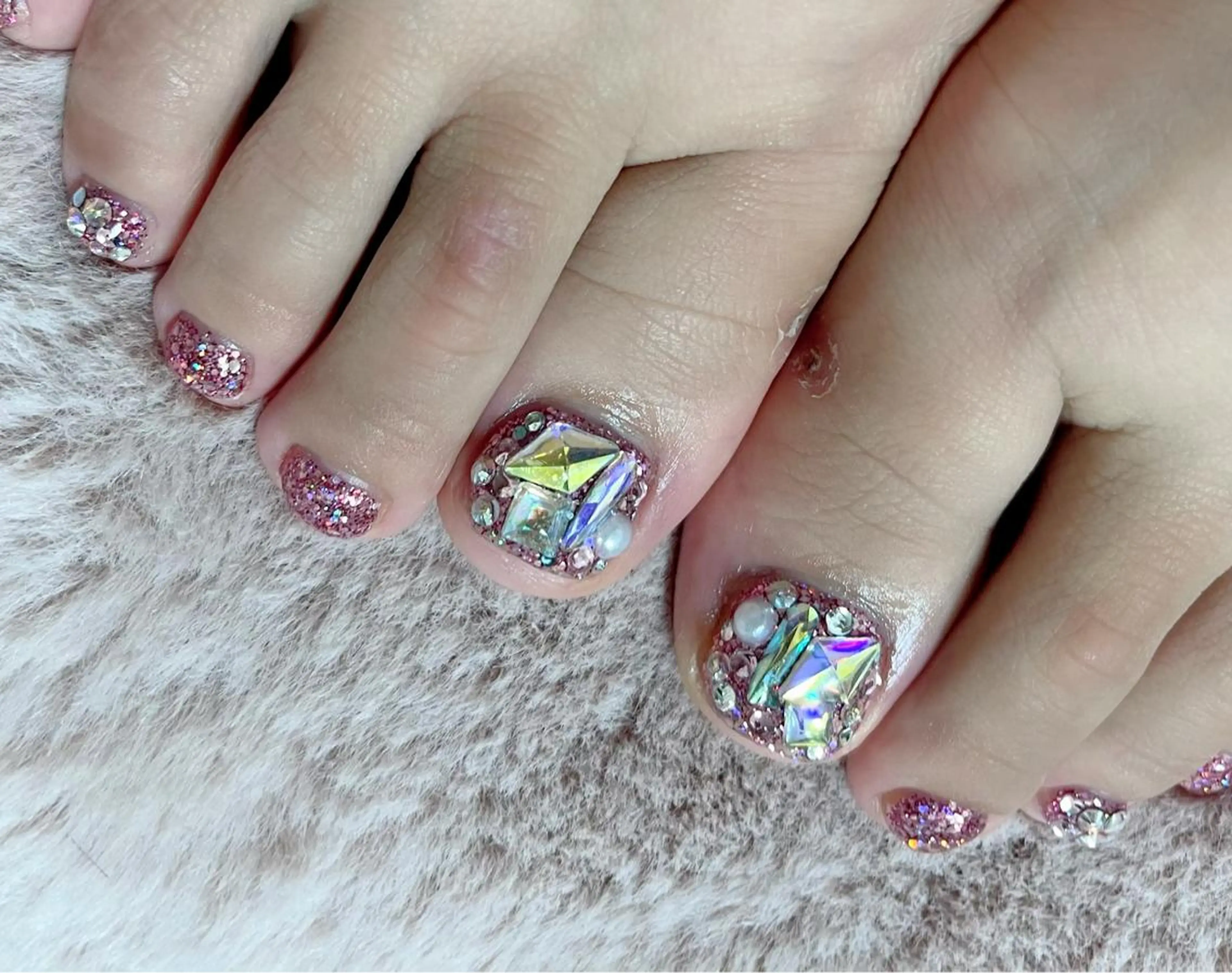 ネイル フットネイル t. yoshizawaのネイルデザイン