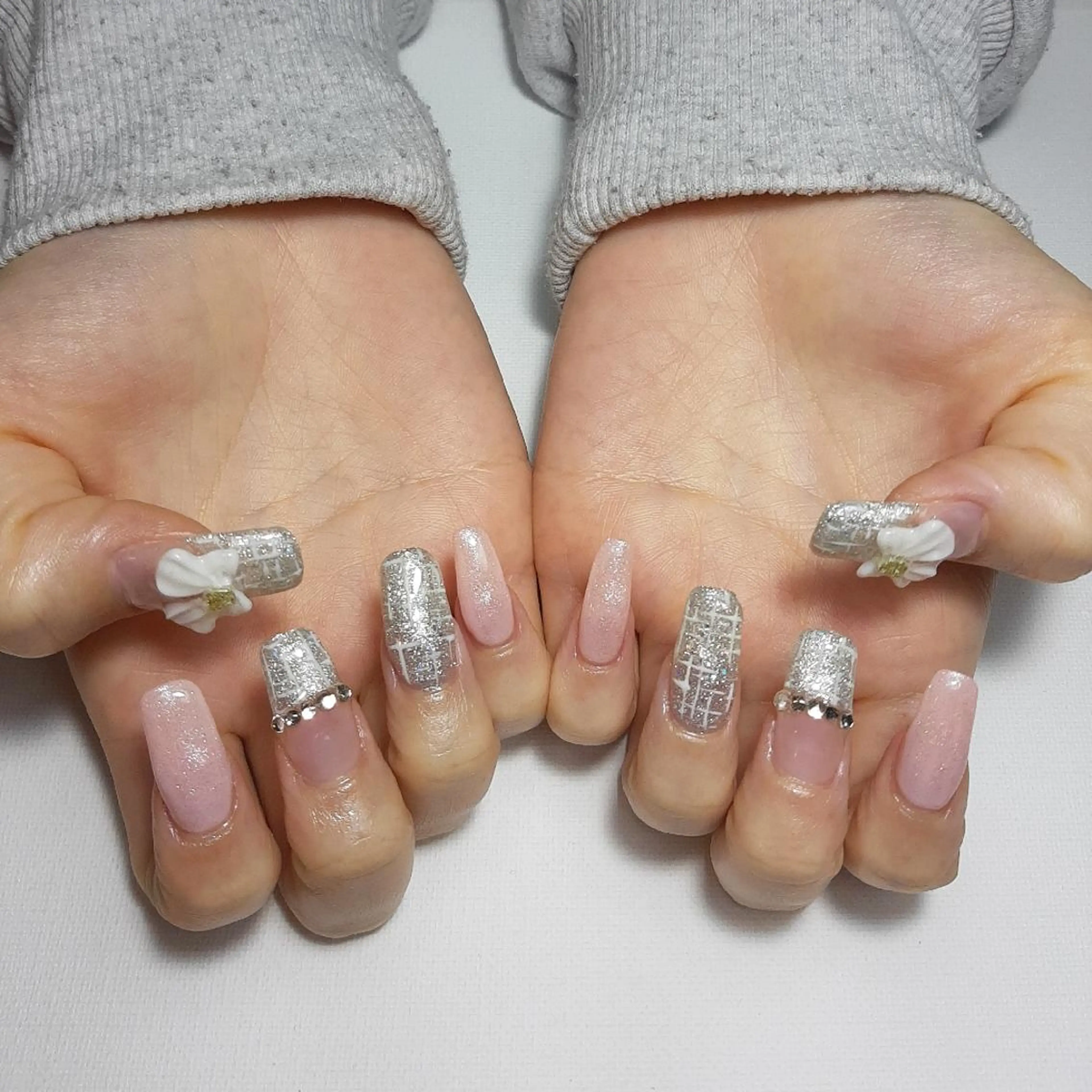 ネイル 成人式 冬ネイル owlnail /持込みデザイン専門のネイルデザイン