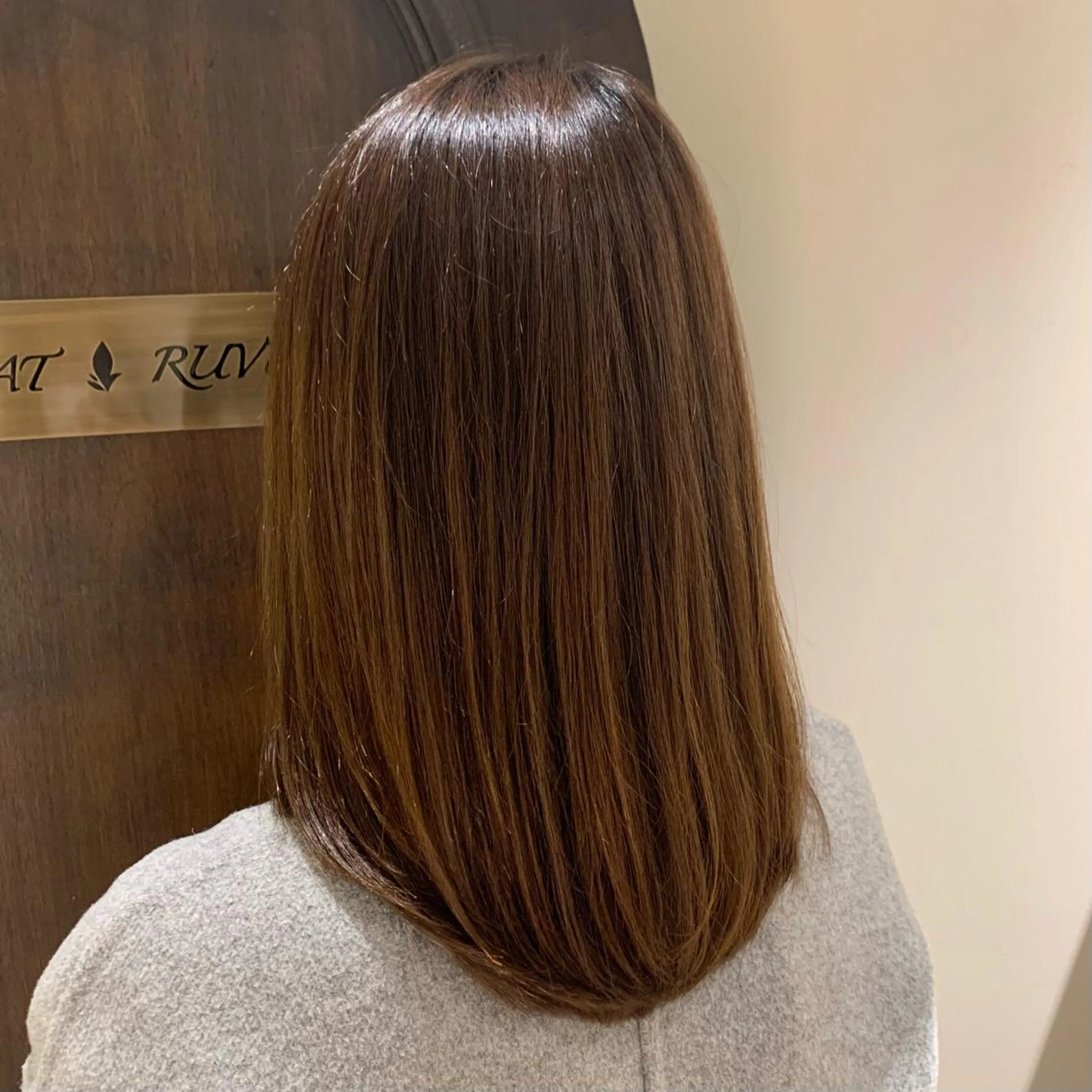 ミディアム カット トリートメント 🧡くびれヘア/前髪 顔周り🧡久原結衣のヘアスタイル